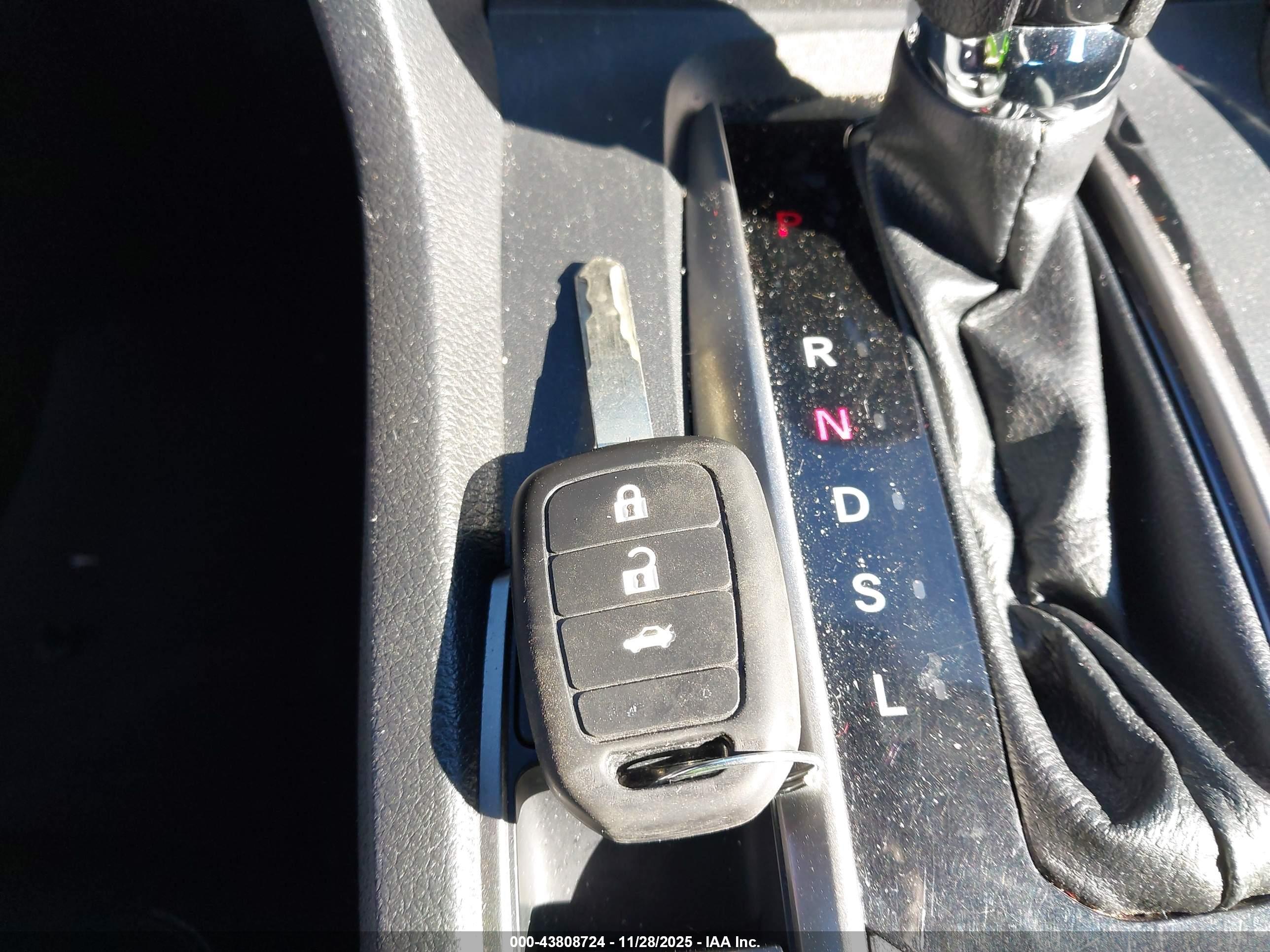 HONDA CIVIC image 11