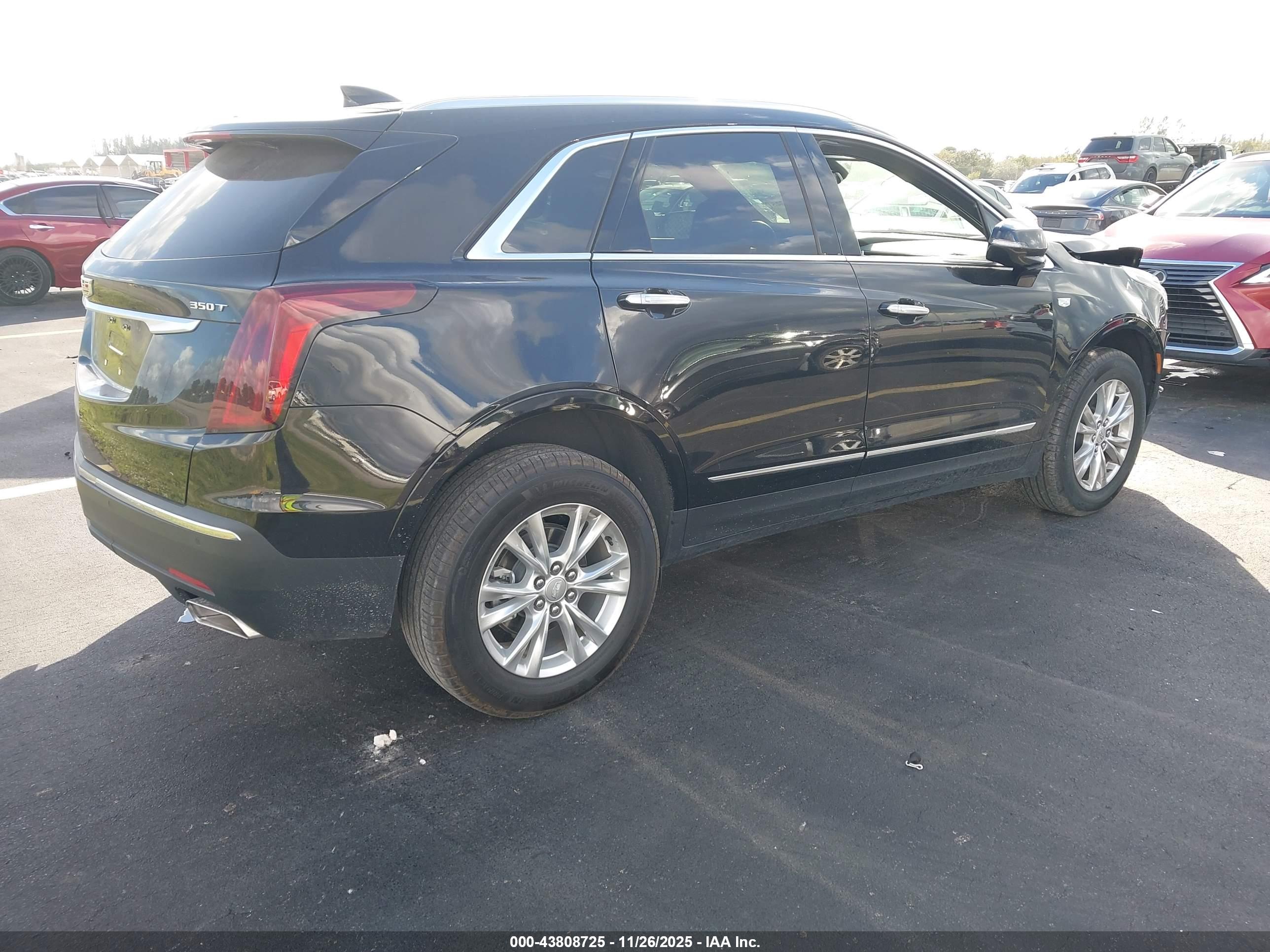 CADILLAC XT5 image 4