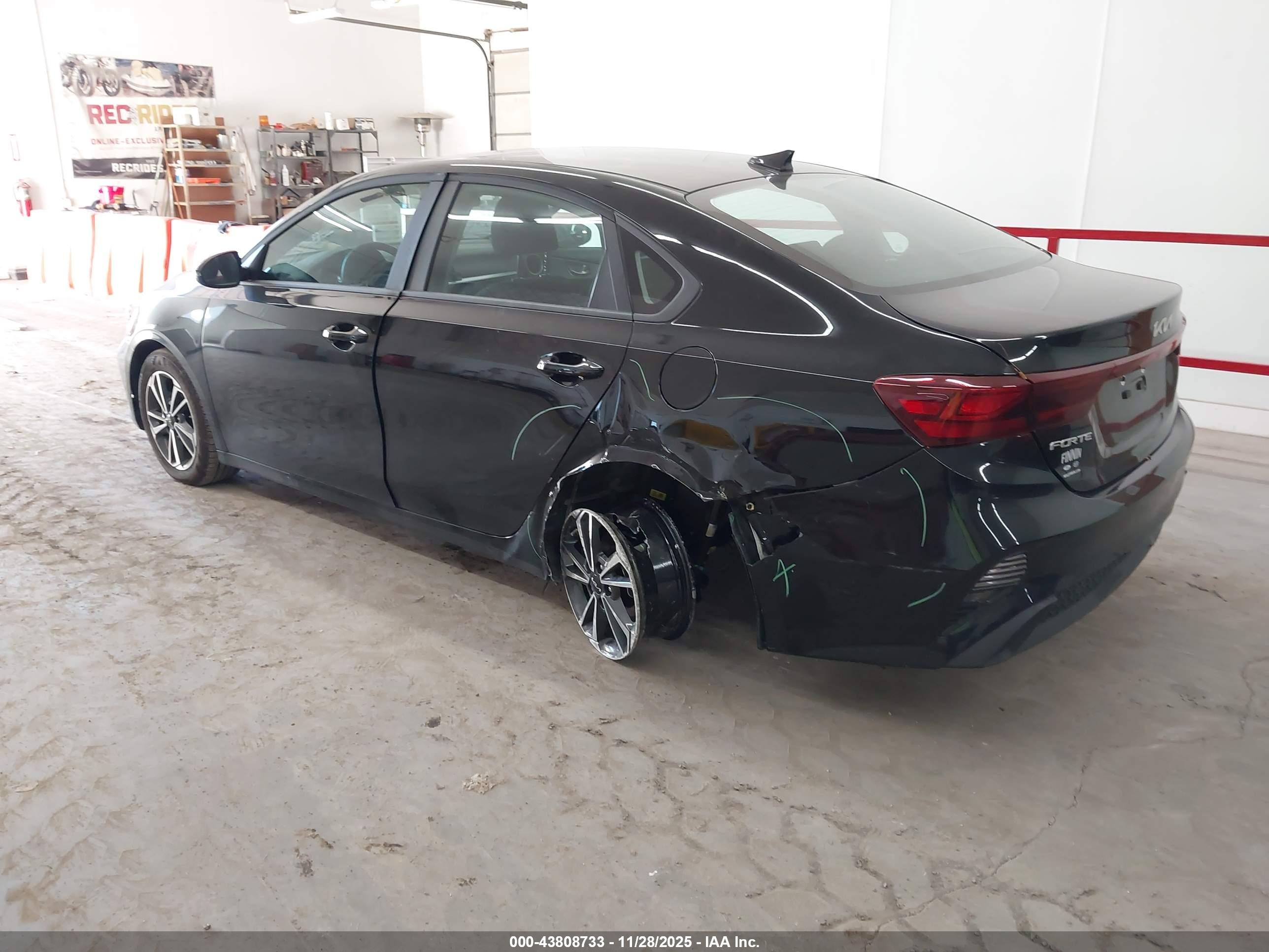 KIA FORTE image 3