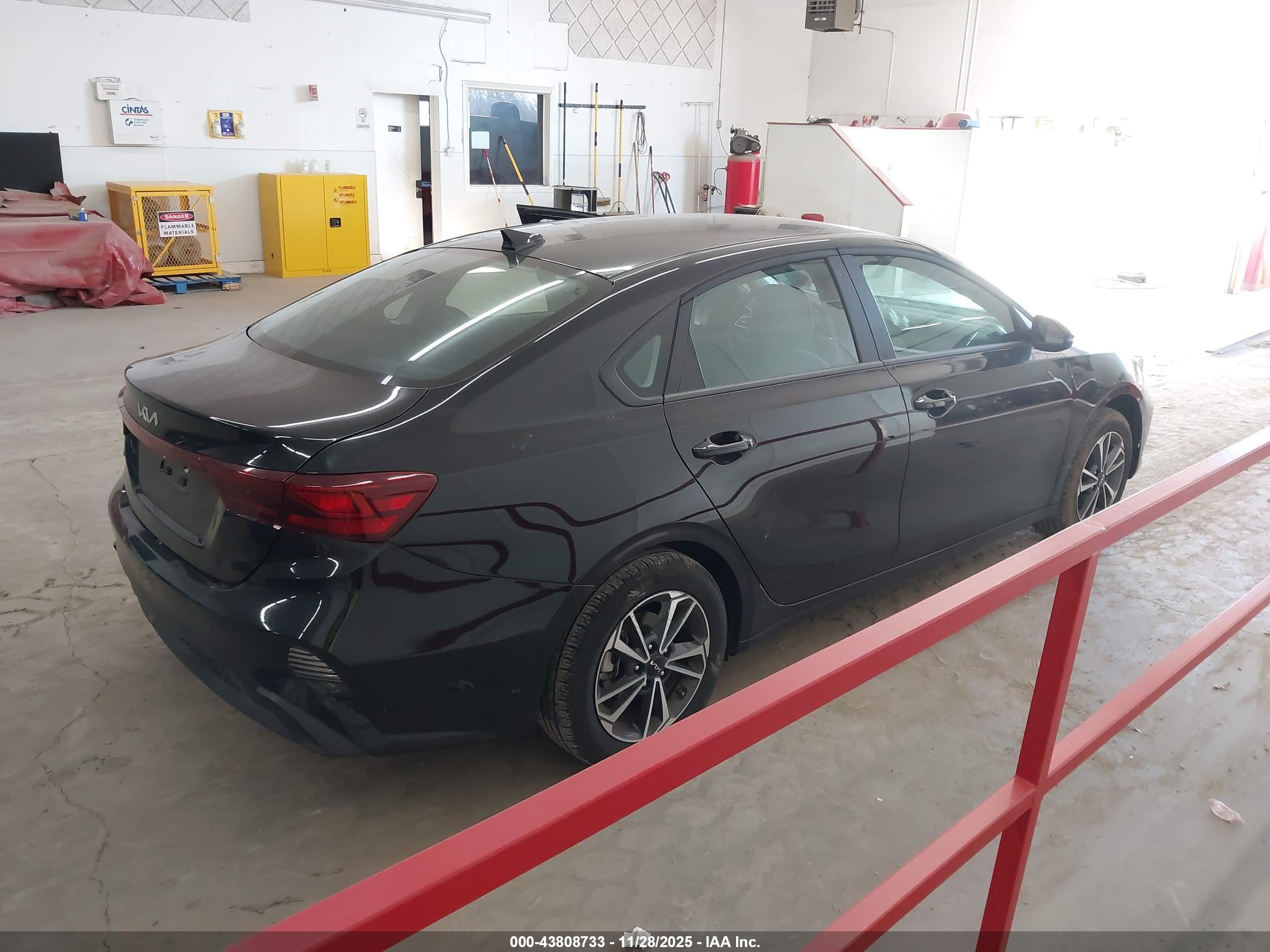 KIA FORTE image 4