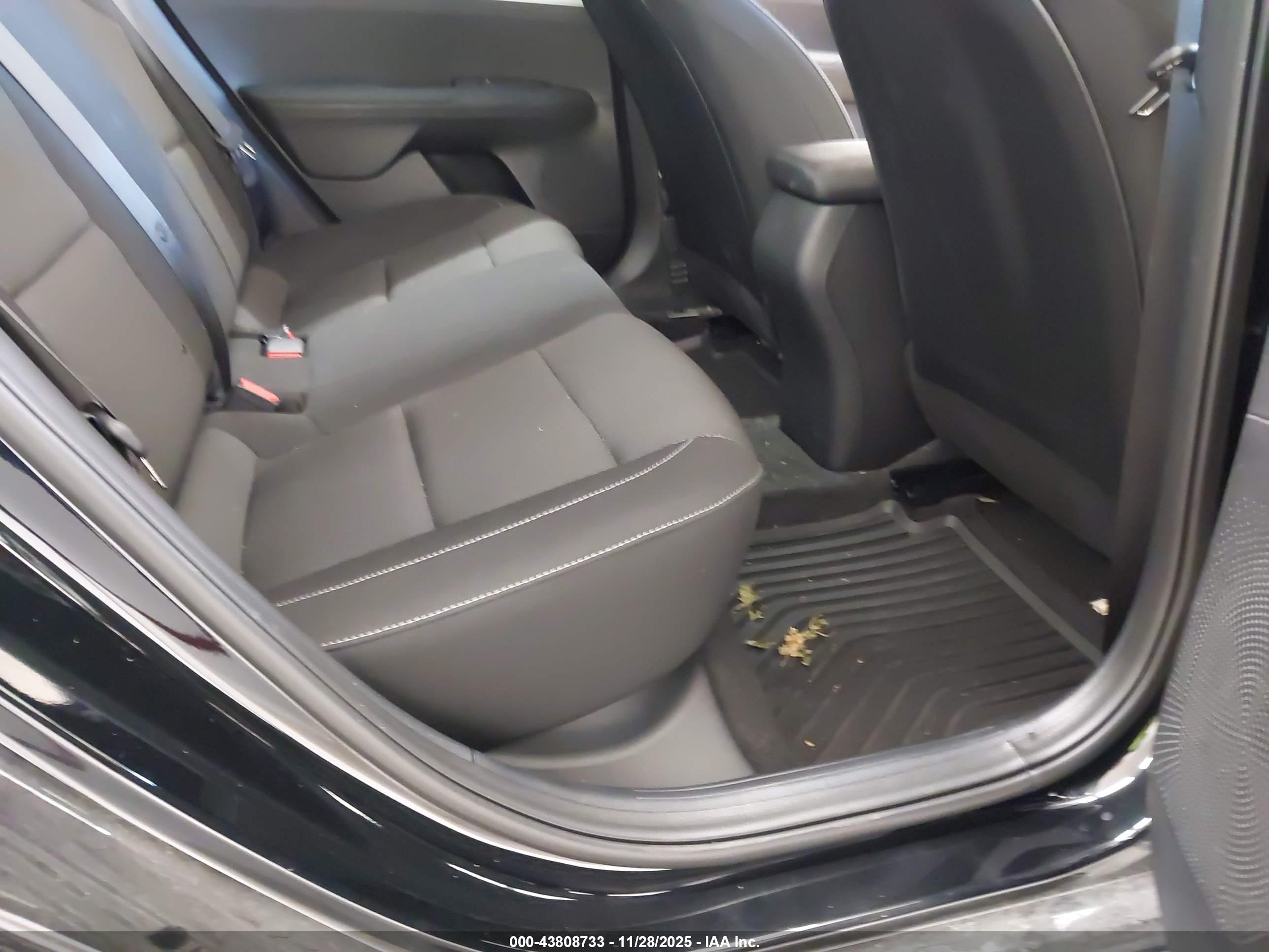 KIA FORTE image 8
