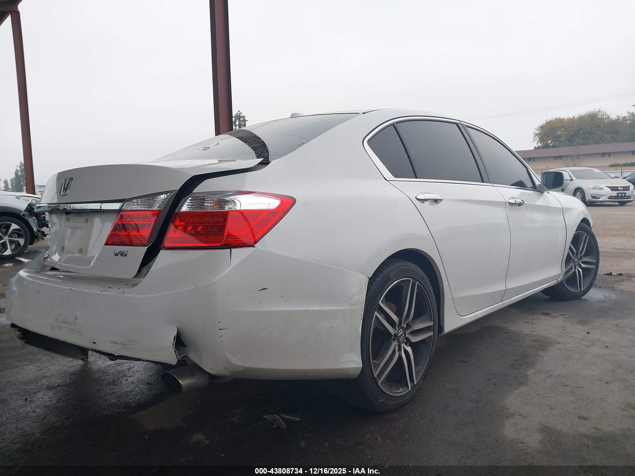 HONDA ACCORD image 4