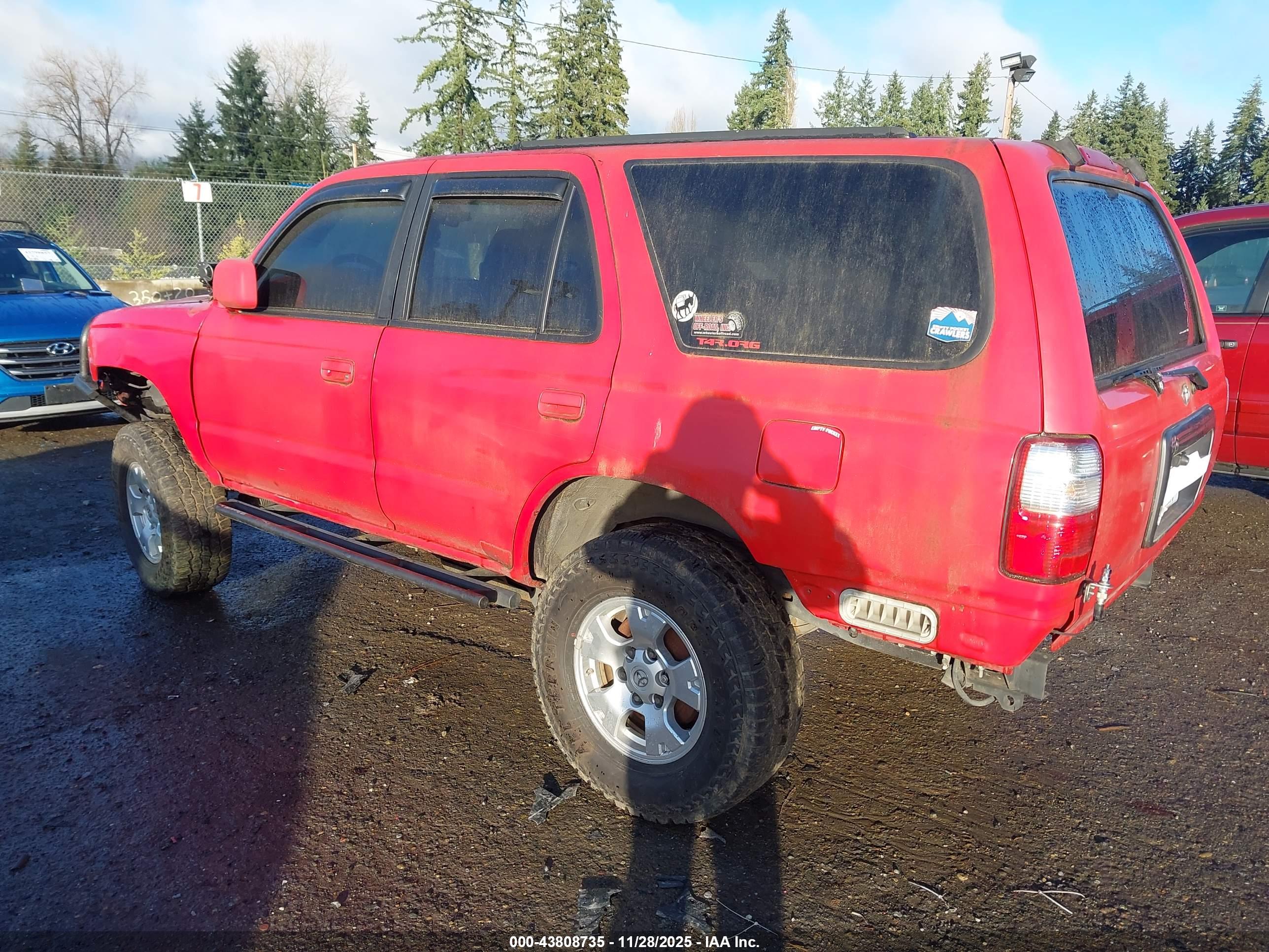 TOYOTA 4RUNNER image 3