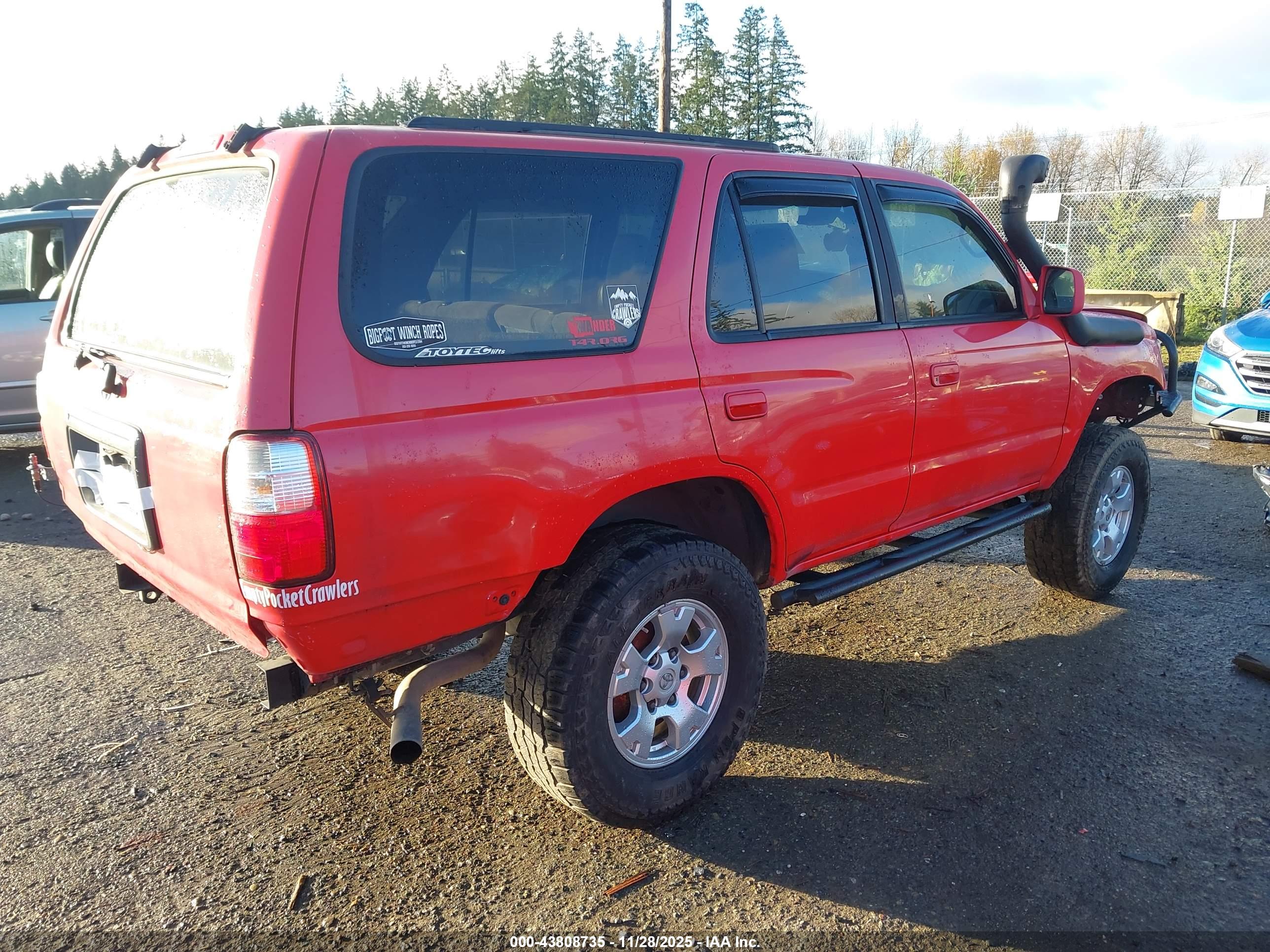 TOYOTA 4RUNNER image 4