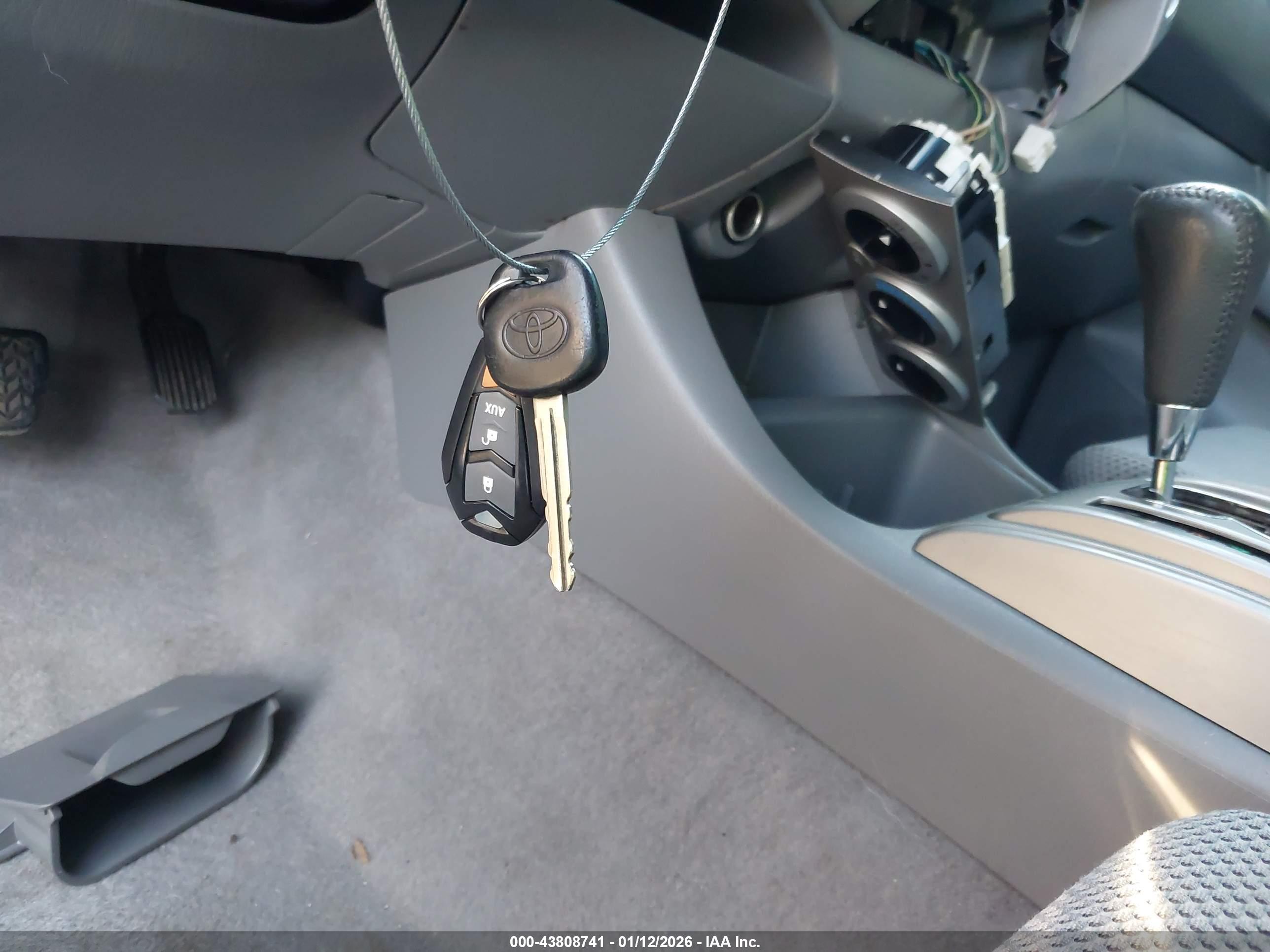 TOYOTA TACOMA image 11