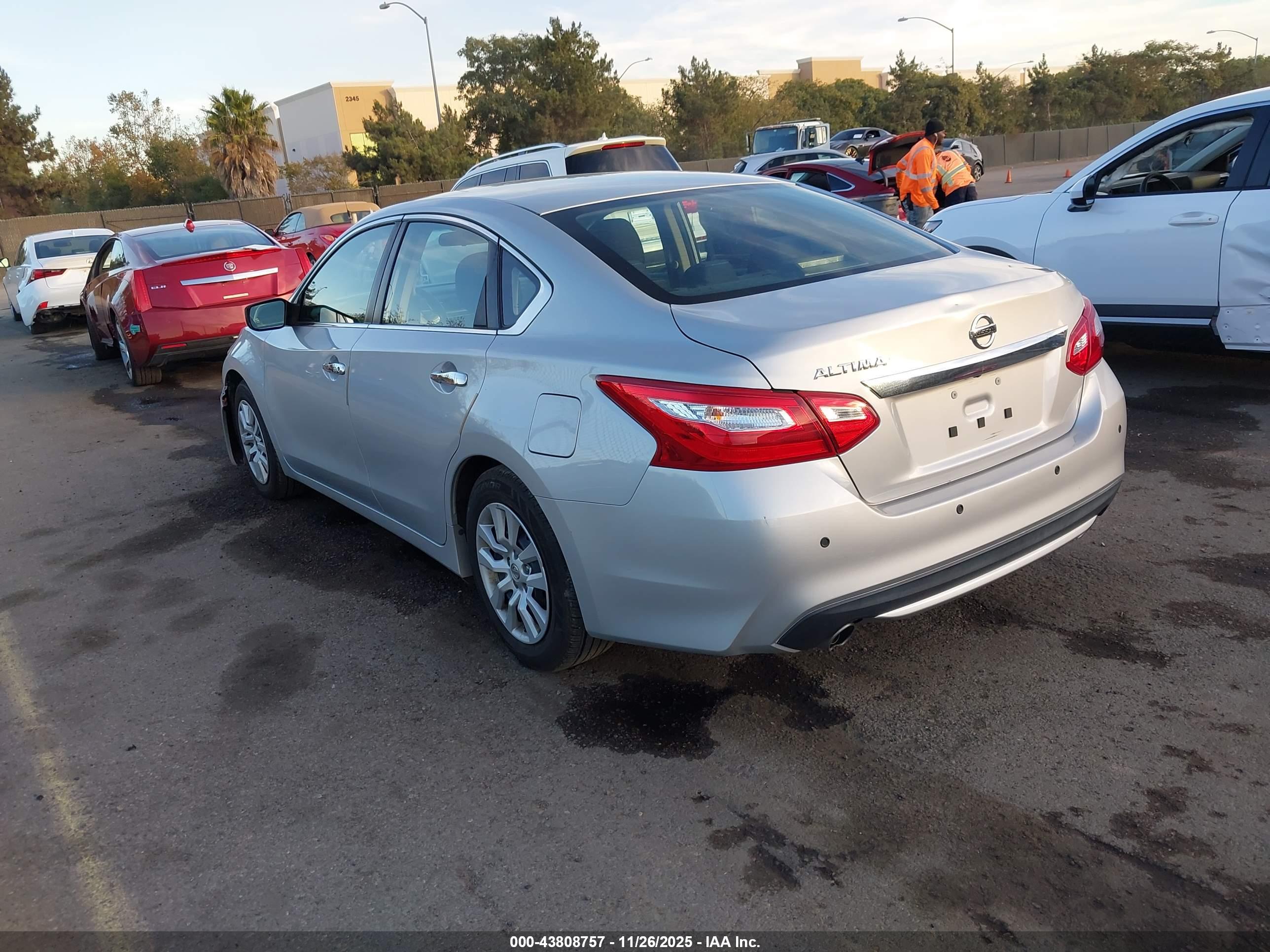 NISSAN ALTIMA image 3