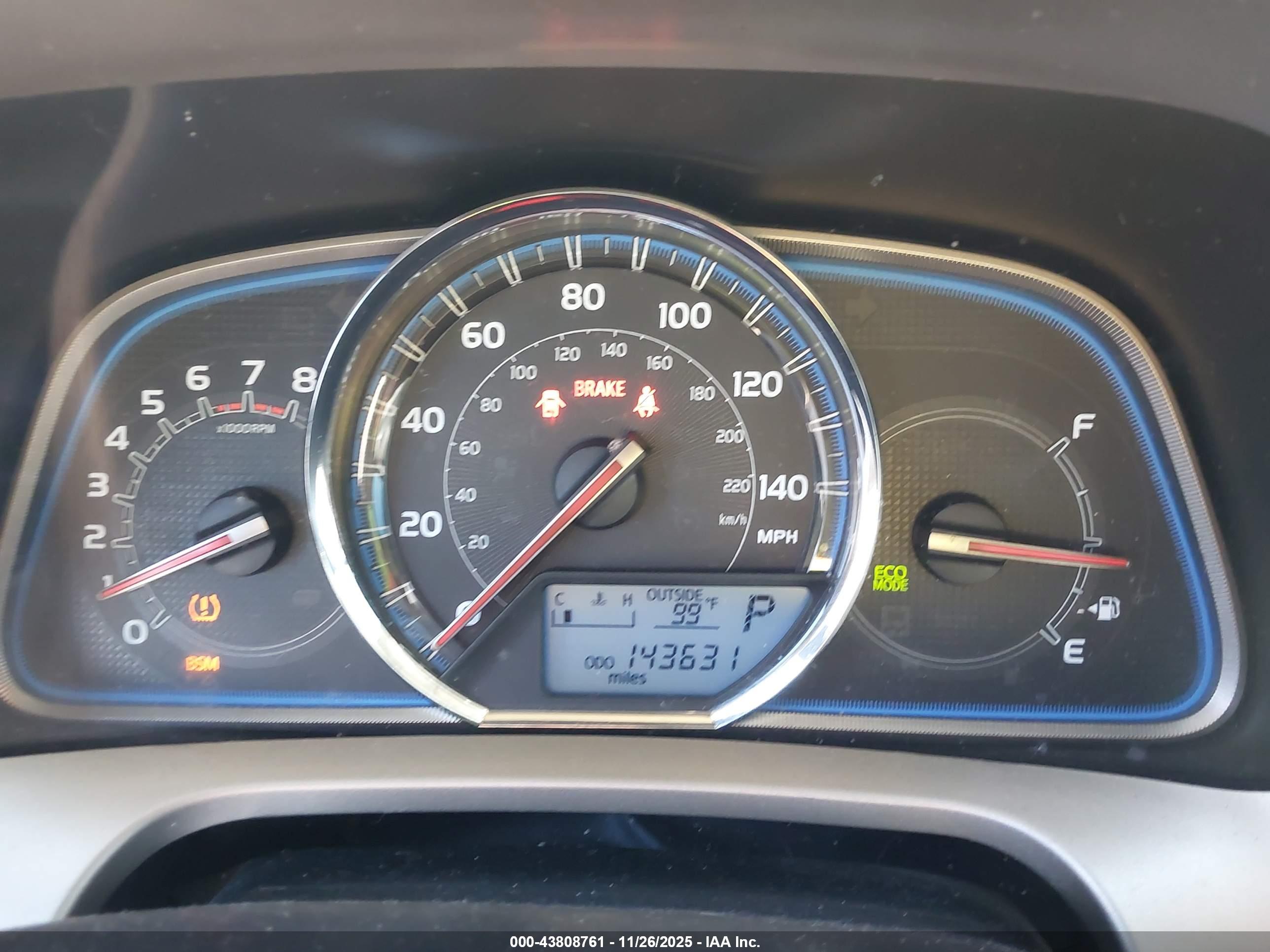 TOYOTA RAV4 image 7