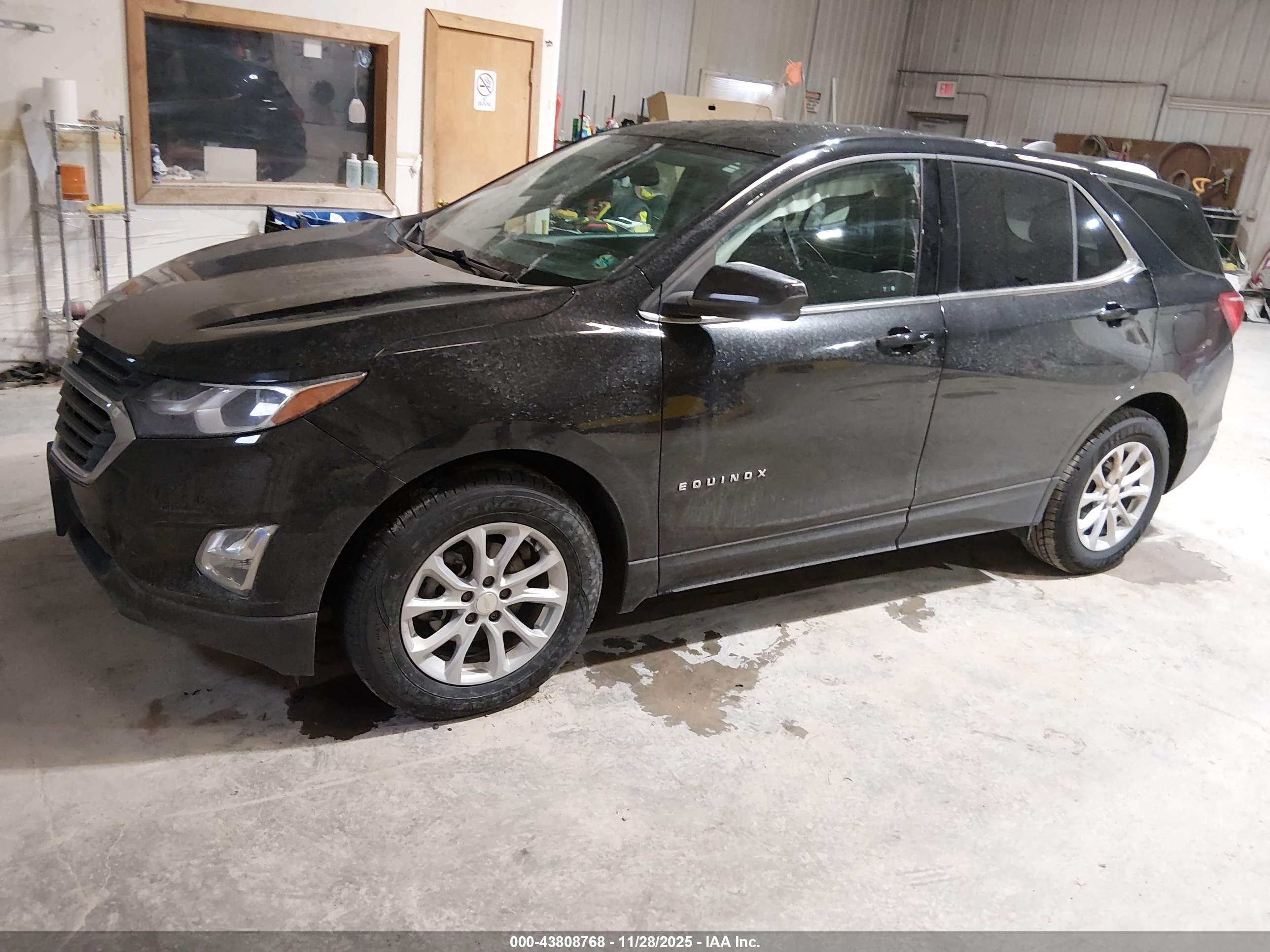 CHEVROLET EQUINOX image 2