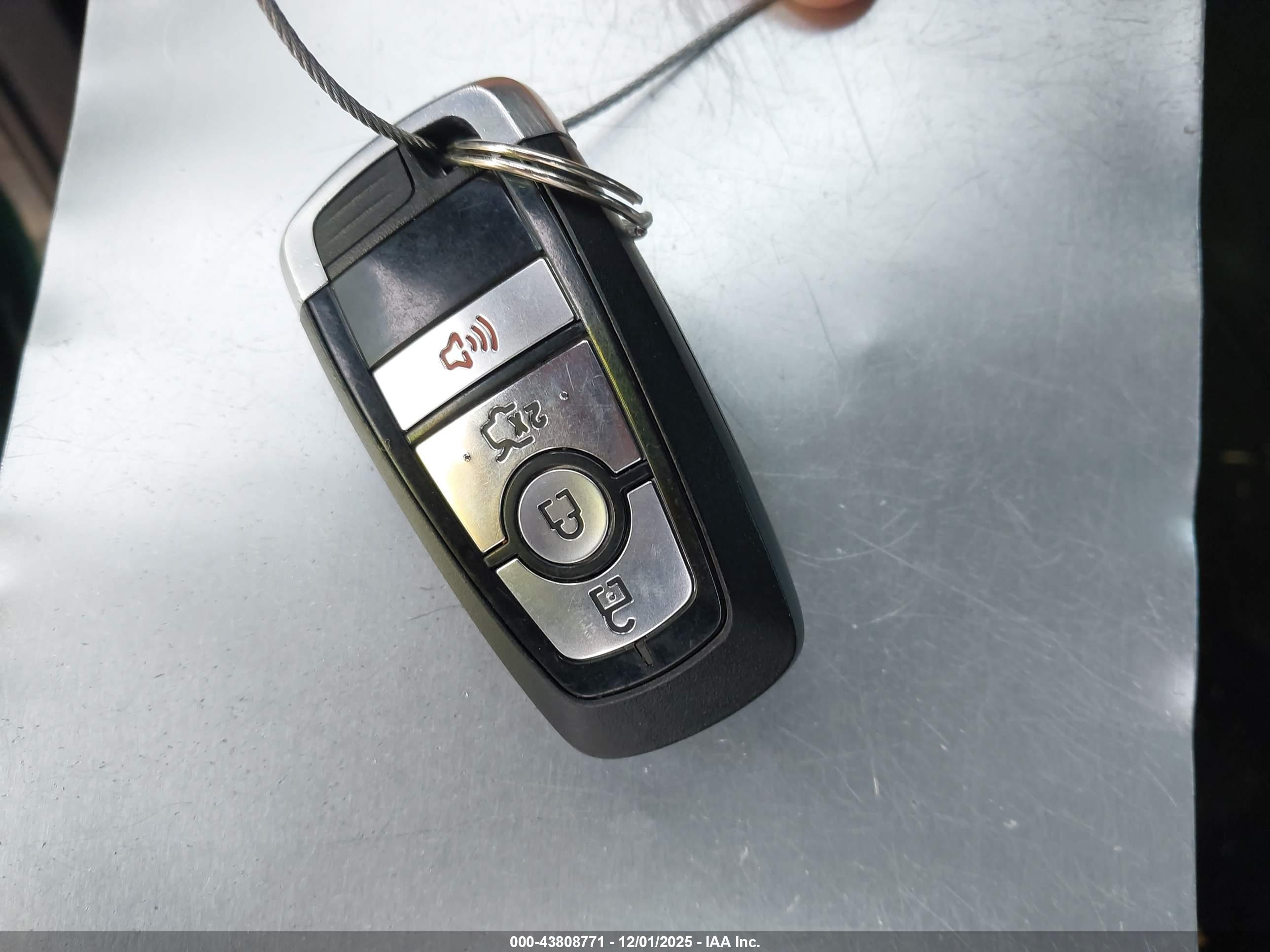 FORD MUSTANG image 11