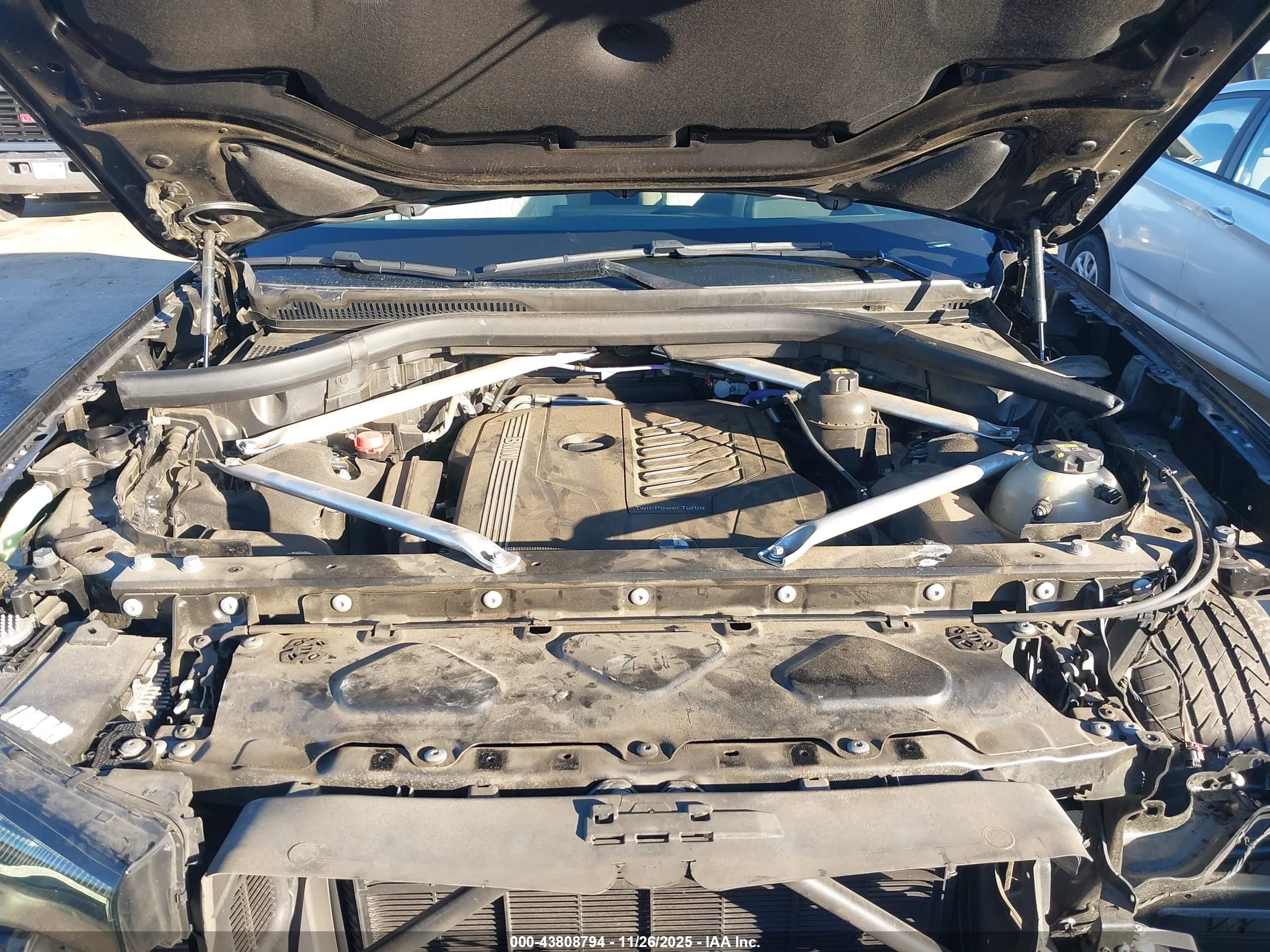 BMW X7 image 10