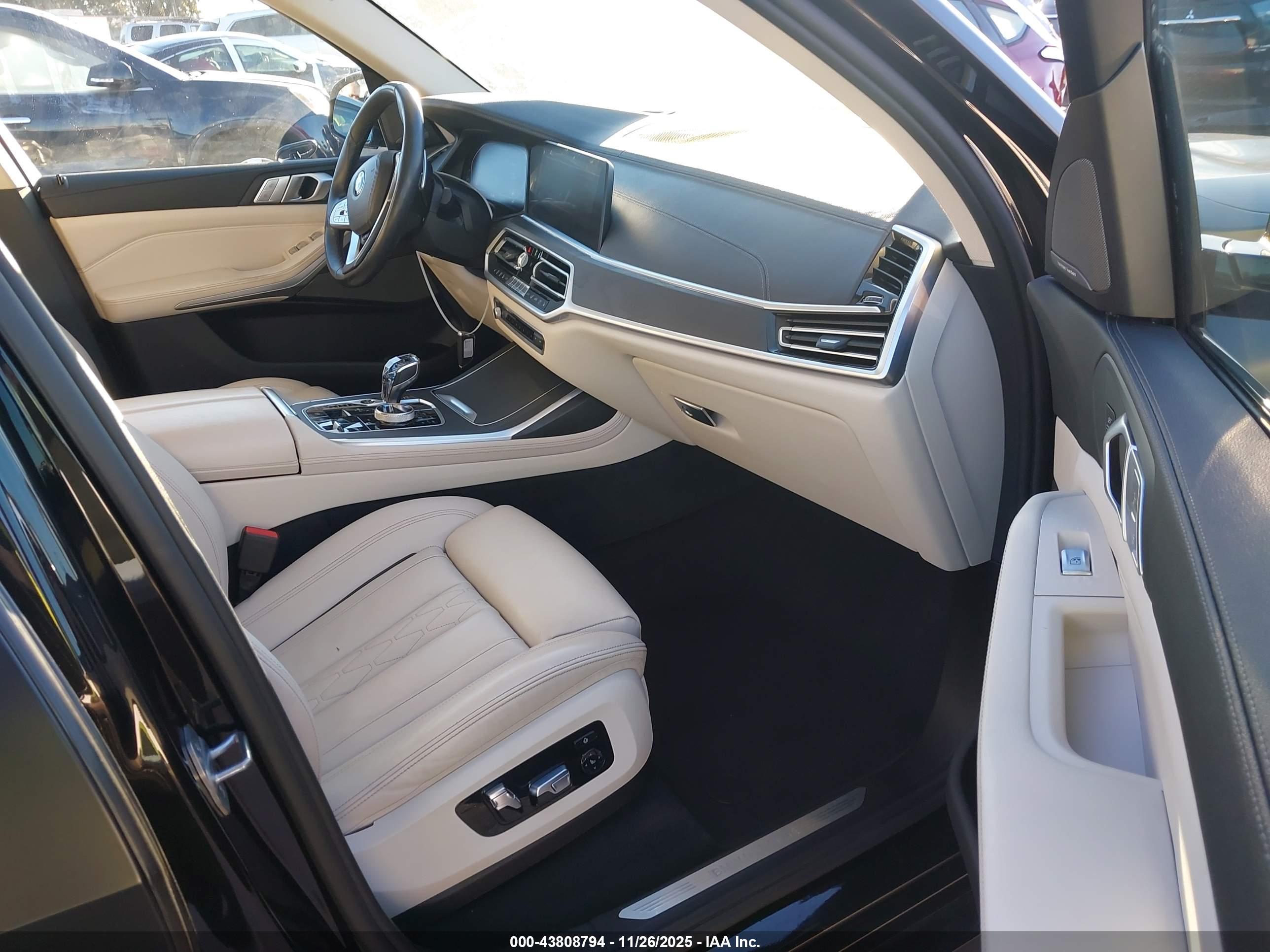BMW X7 image 5