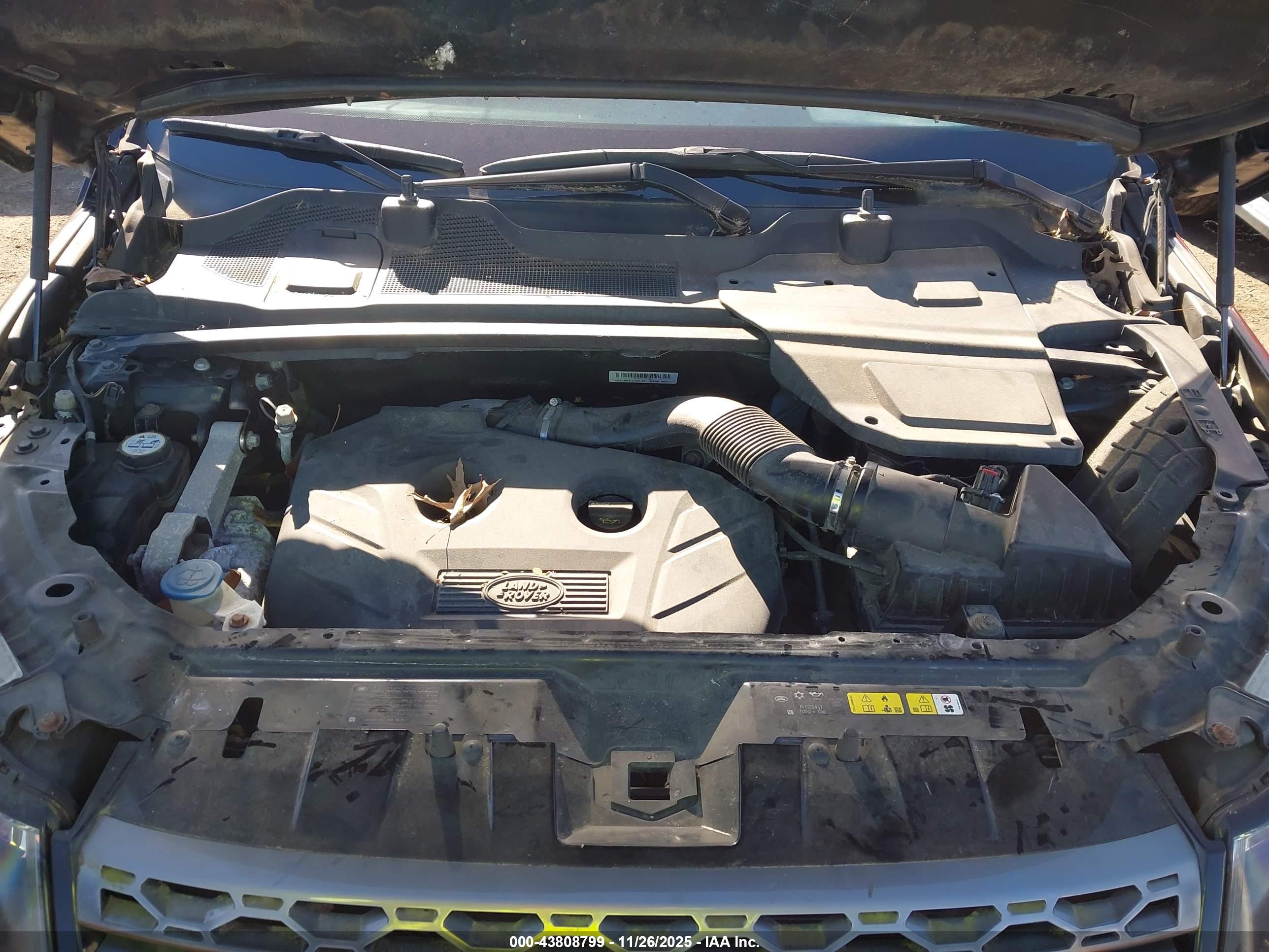 LAND ROVER image 10
