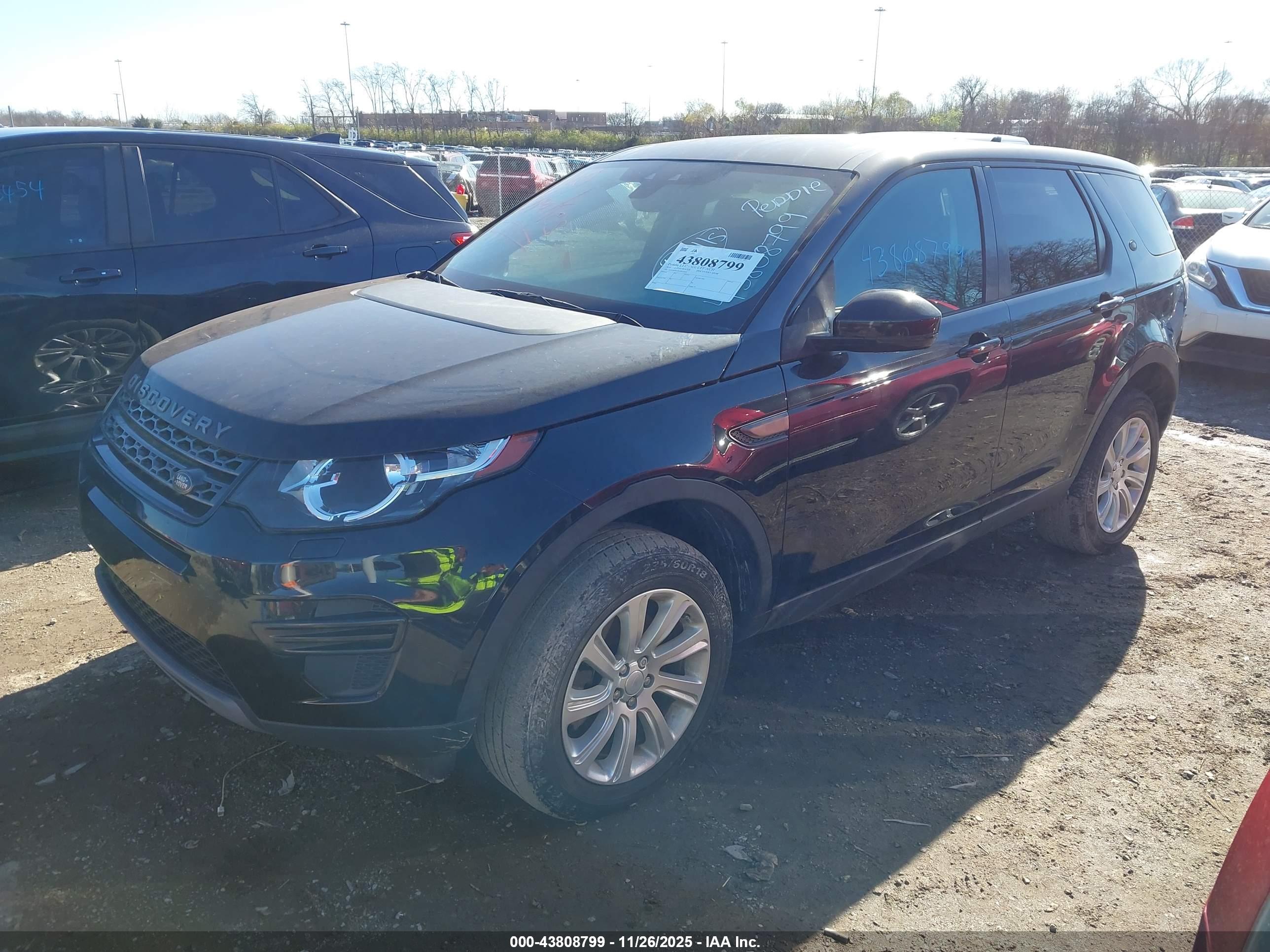 LAND ROVER image 2