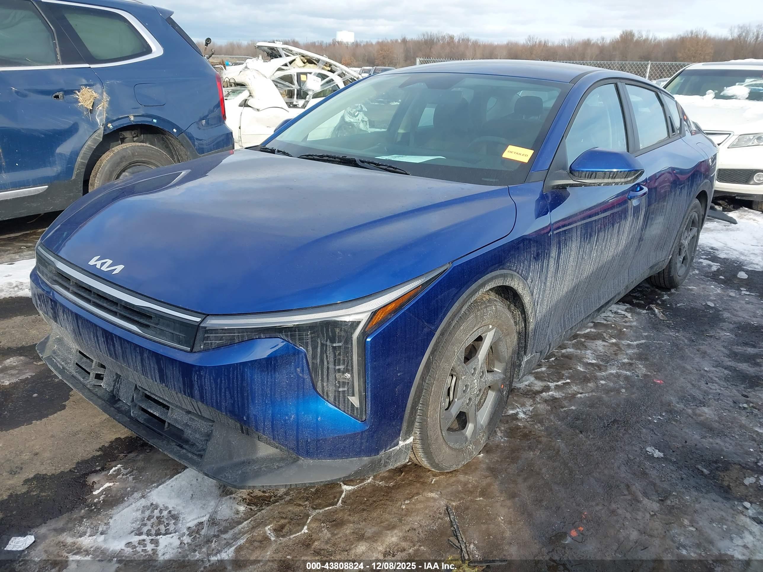 KIA K4 image 2