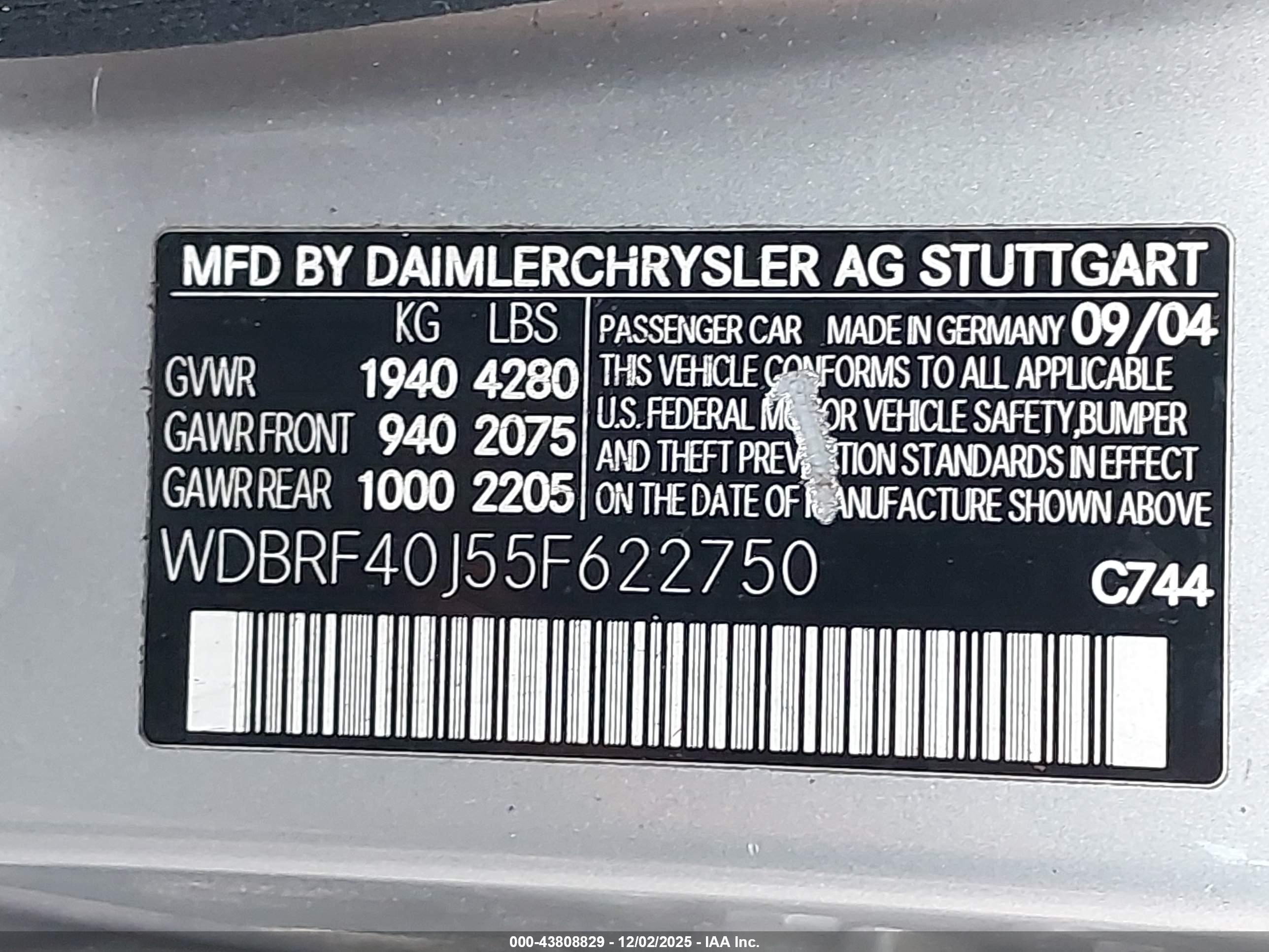 MERCEDES-BENZ C image 9