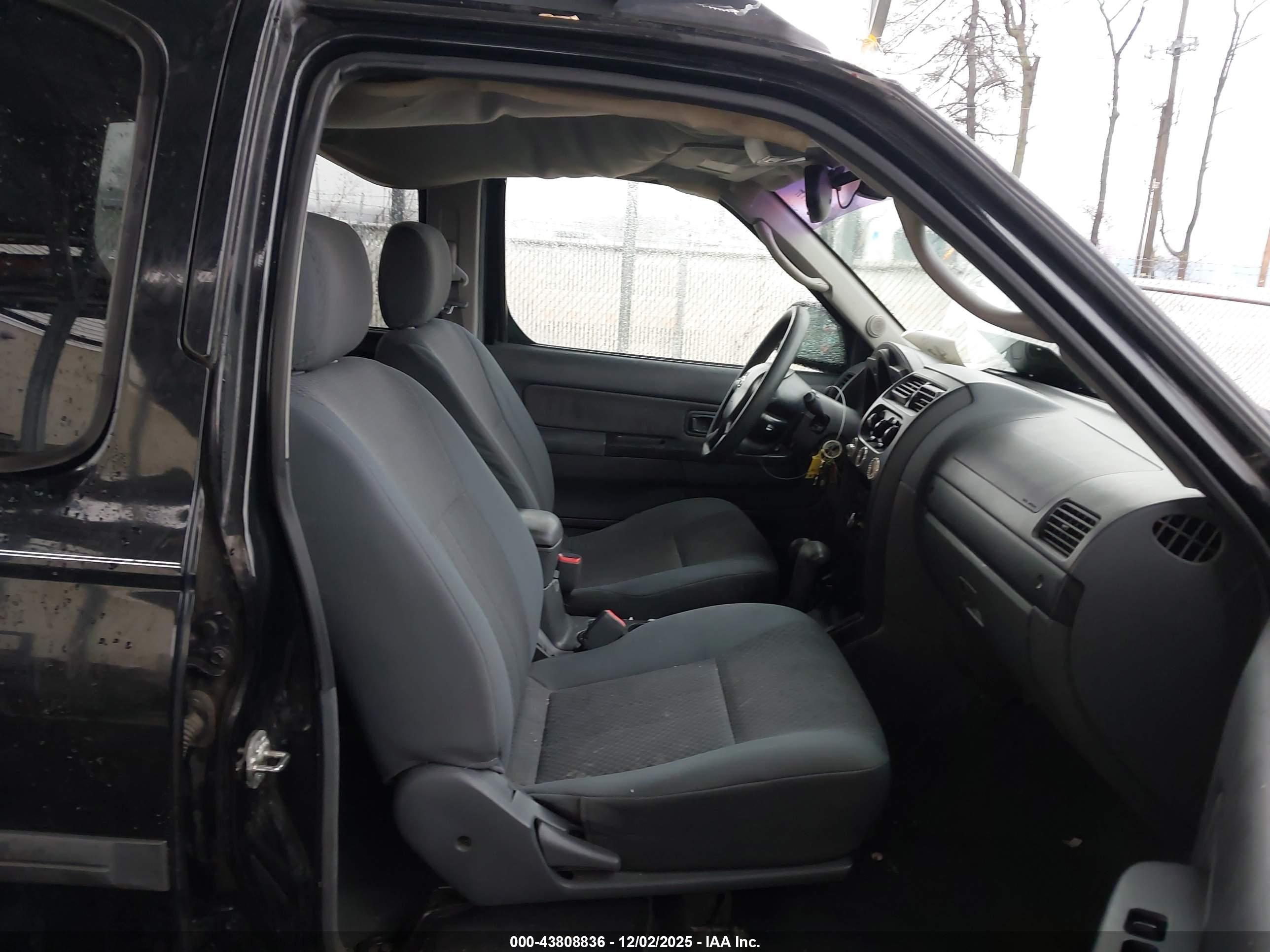 NISSAN XTERRA image 5