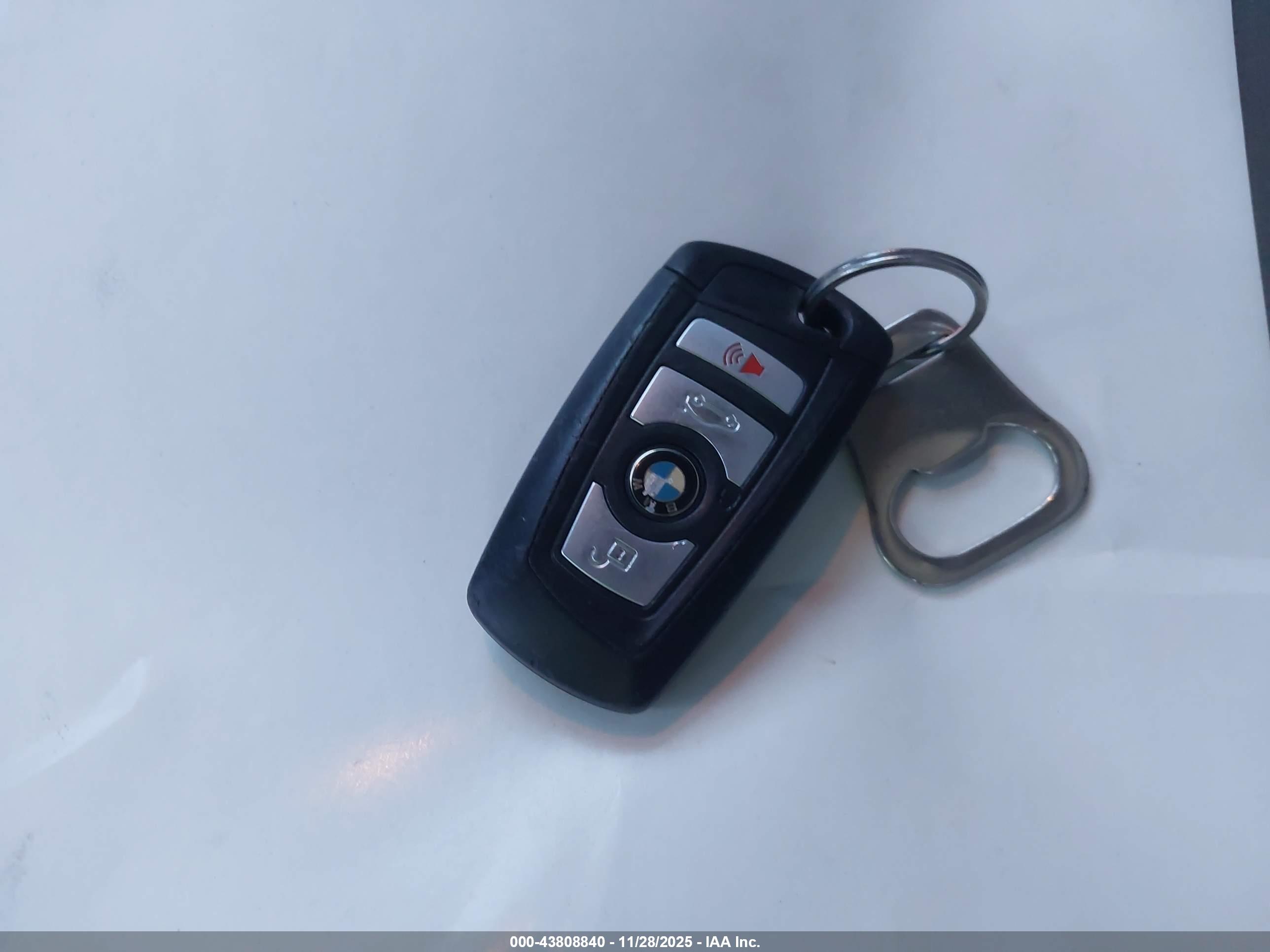 BMW 528I image 11