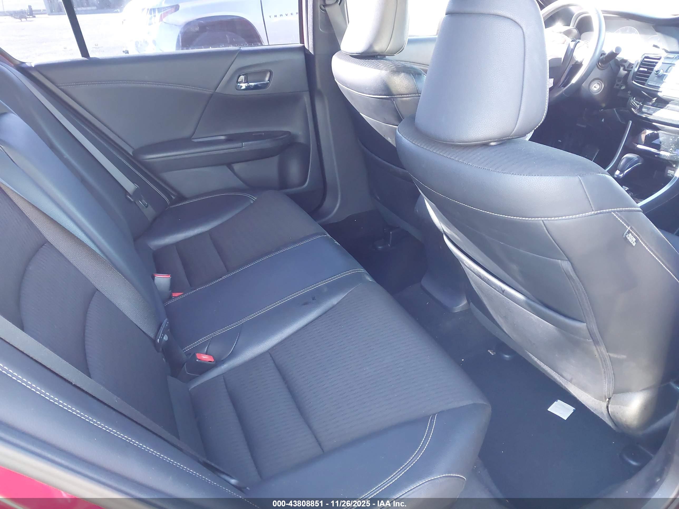 HONDA ACCORD image 8