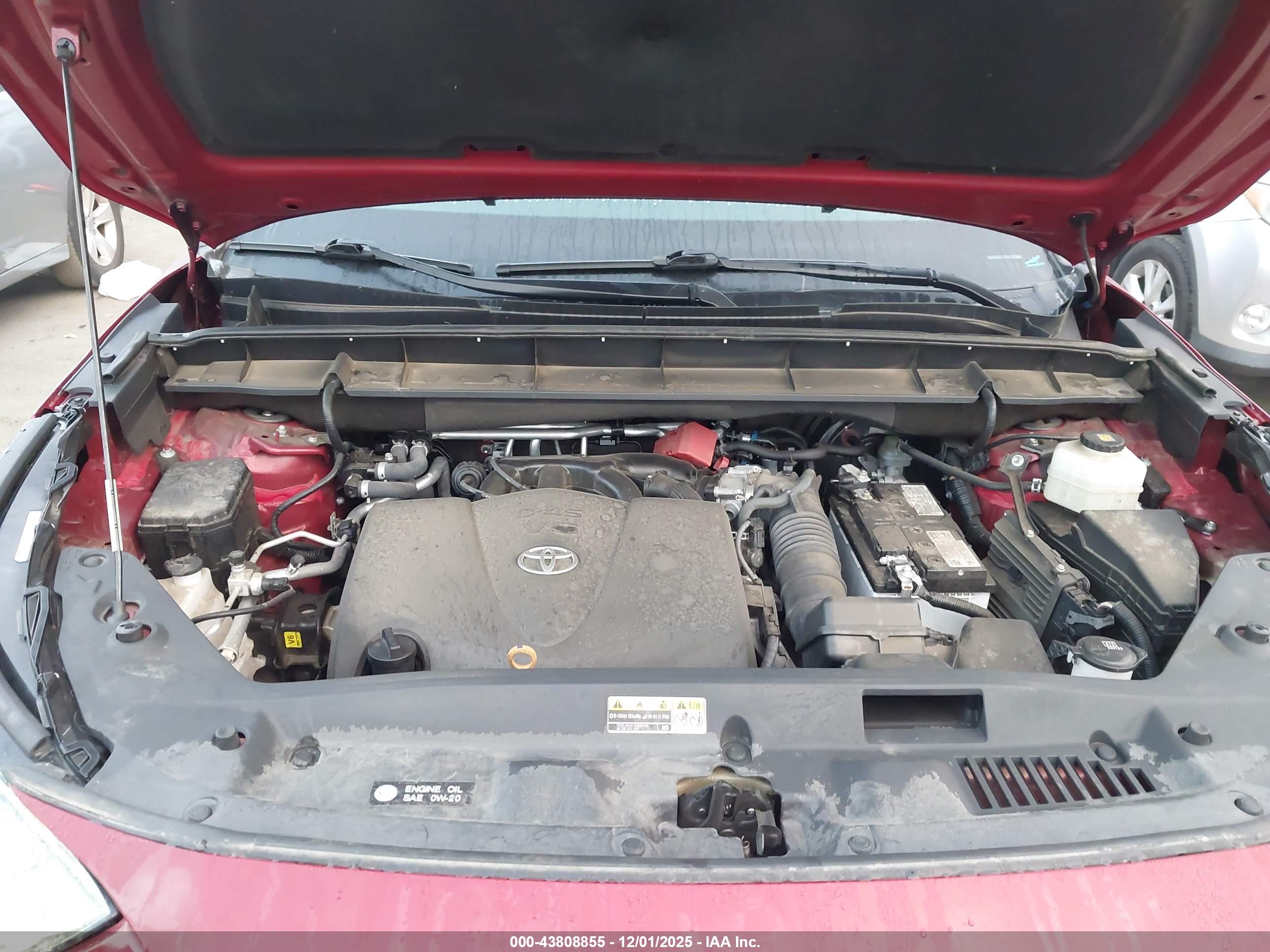 TOYOTA HIGHLANDER image 10