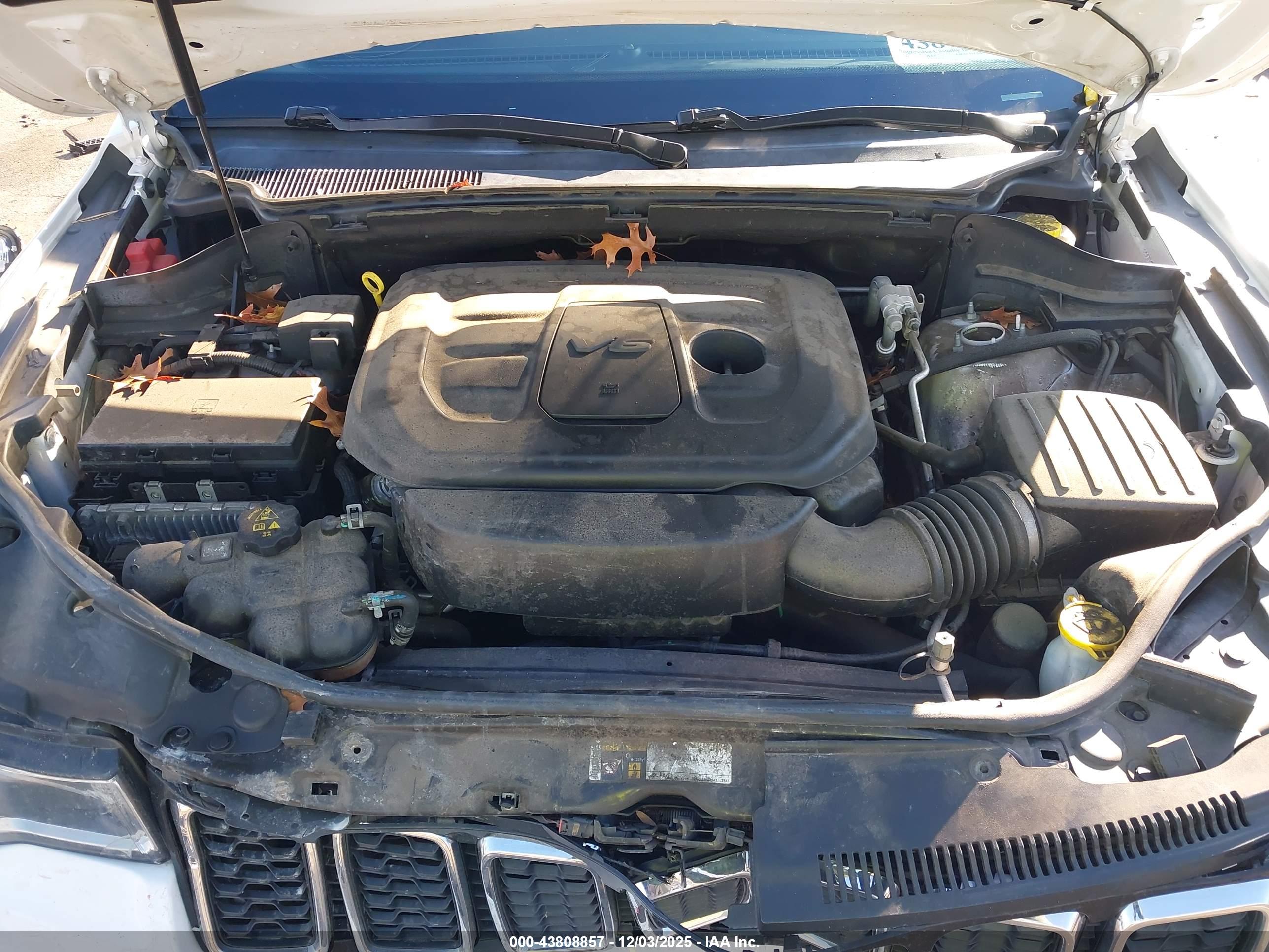 JEEP GRAND image 10