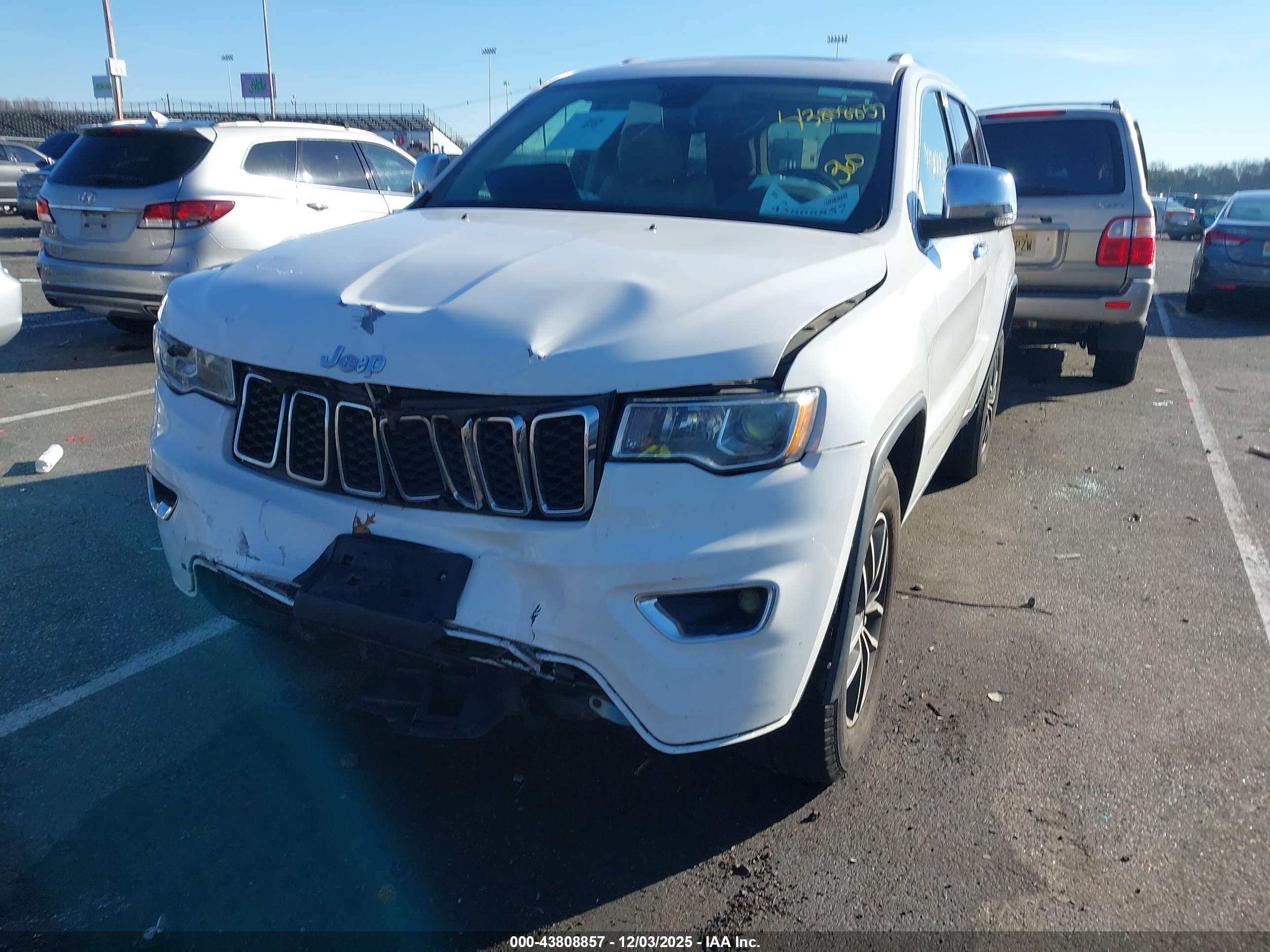 JEEP GRAND image 2