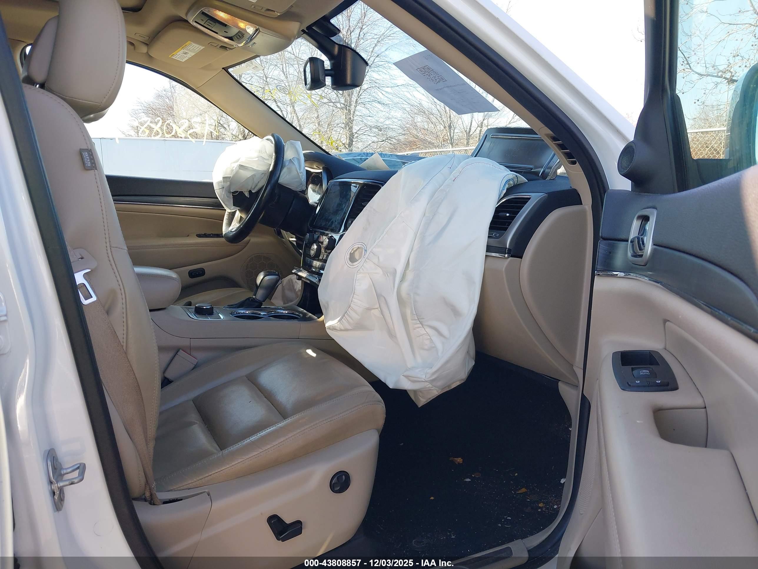JEEP GRAND image 5