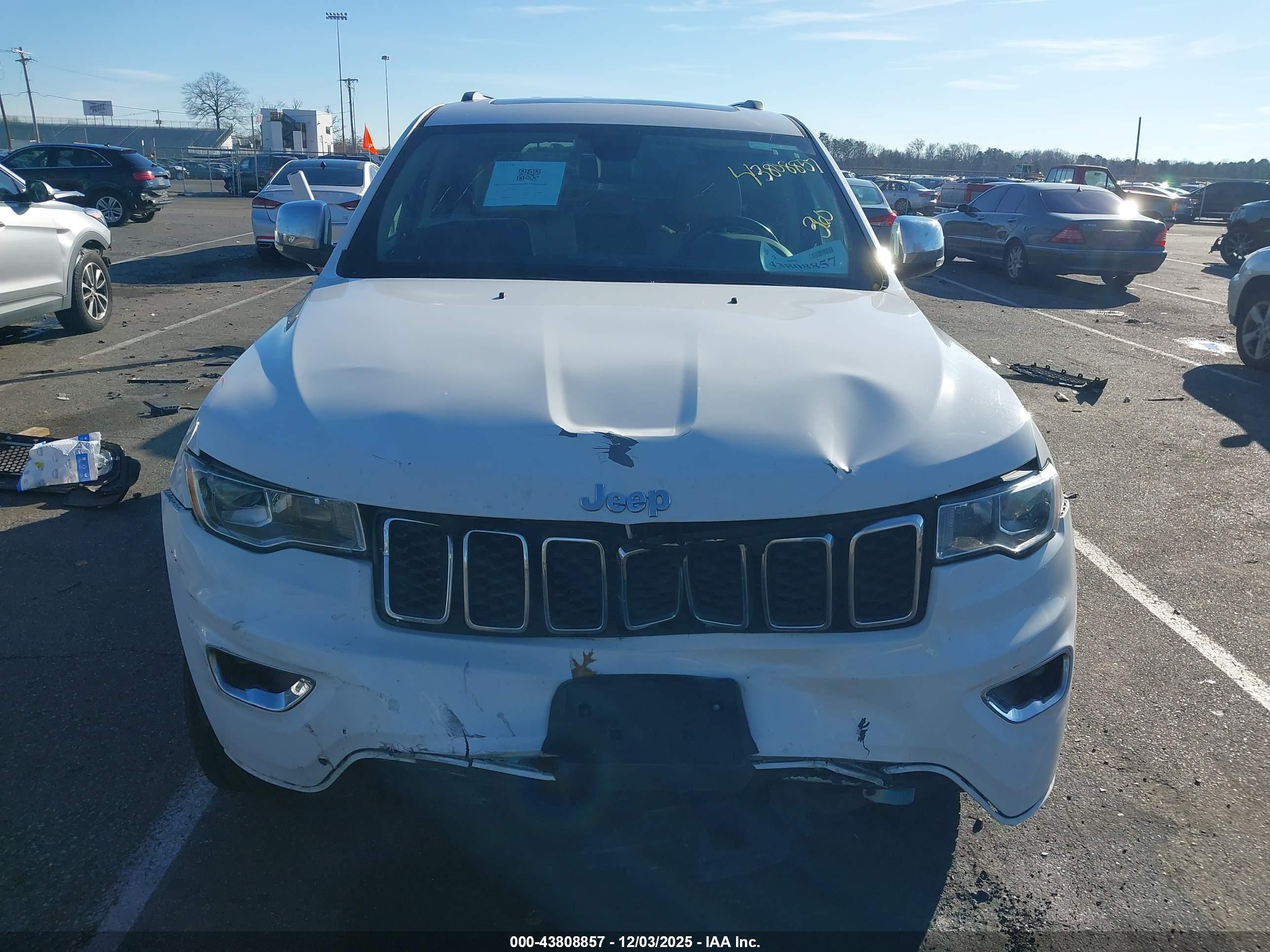 JEEP GRAND image 6