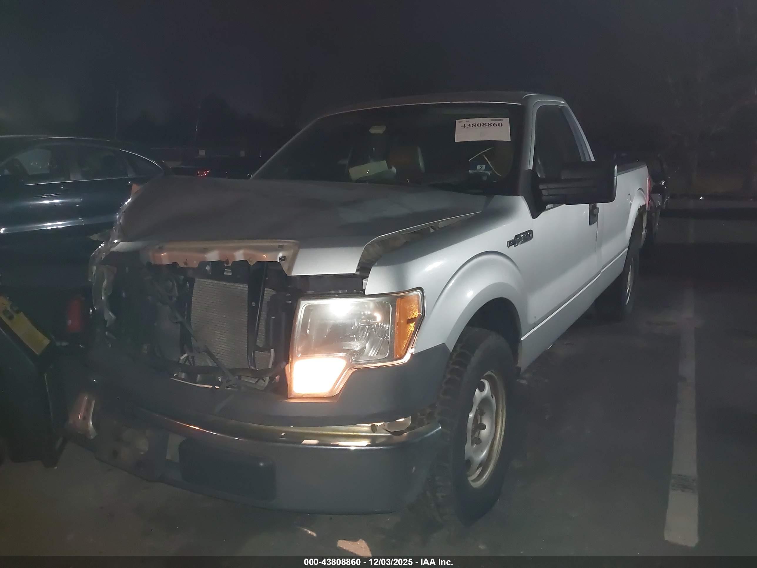 FORD F-150 image 2
