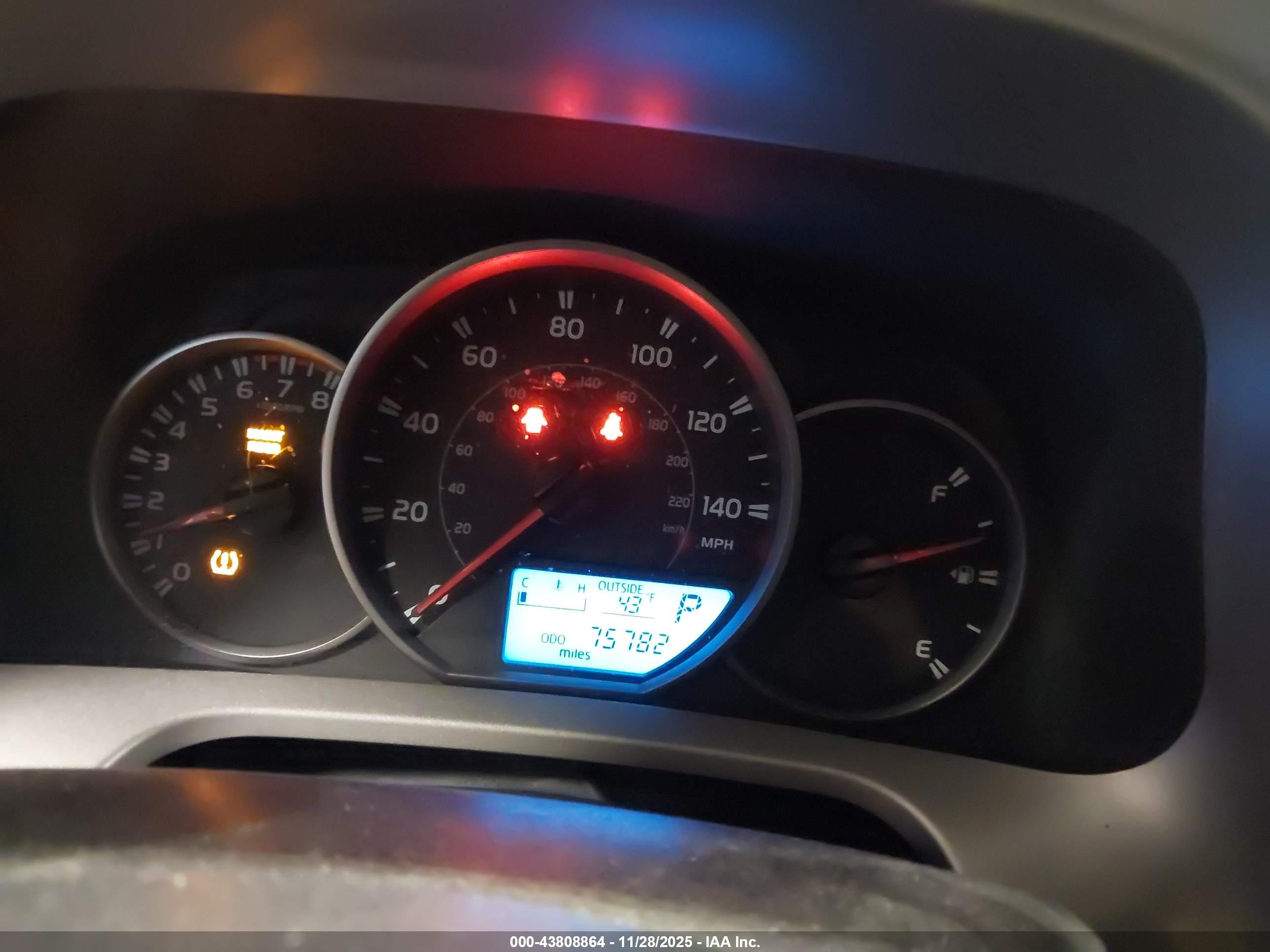 TOYOTA RAV4 image 7