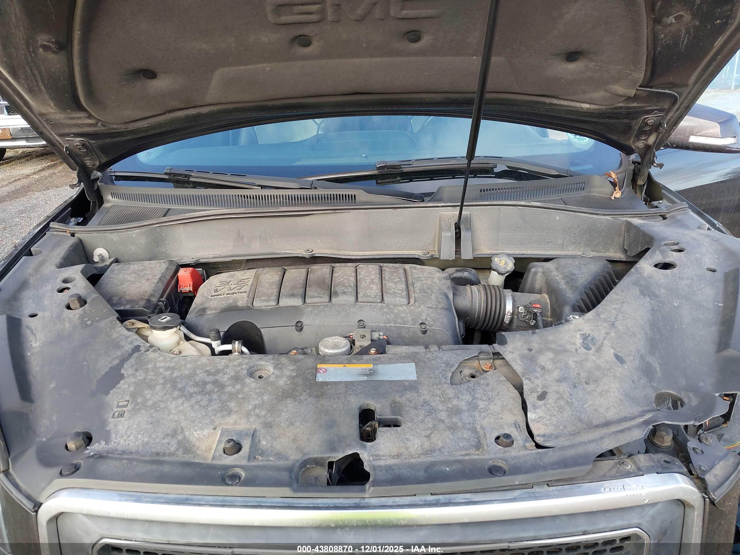 GMC ACADIA image 10