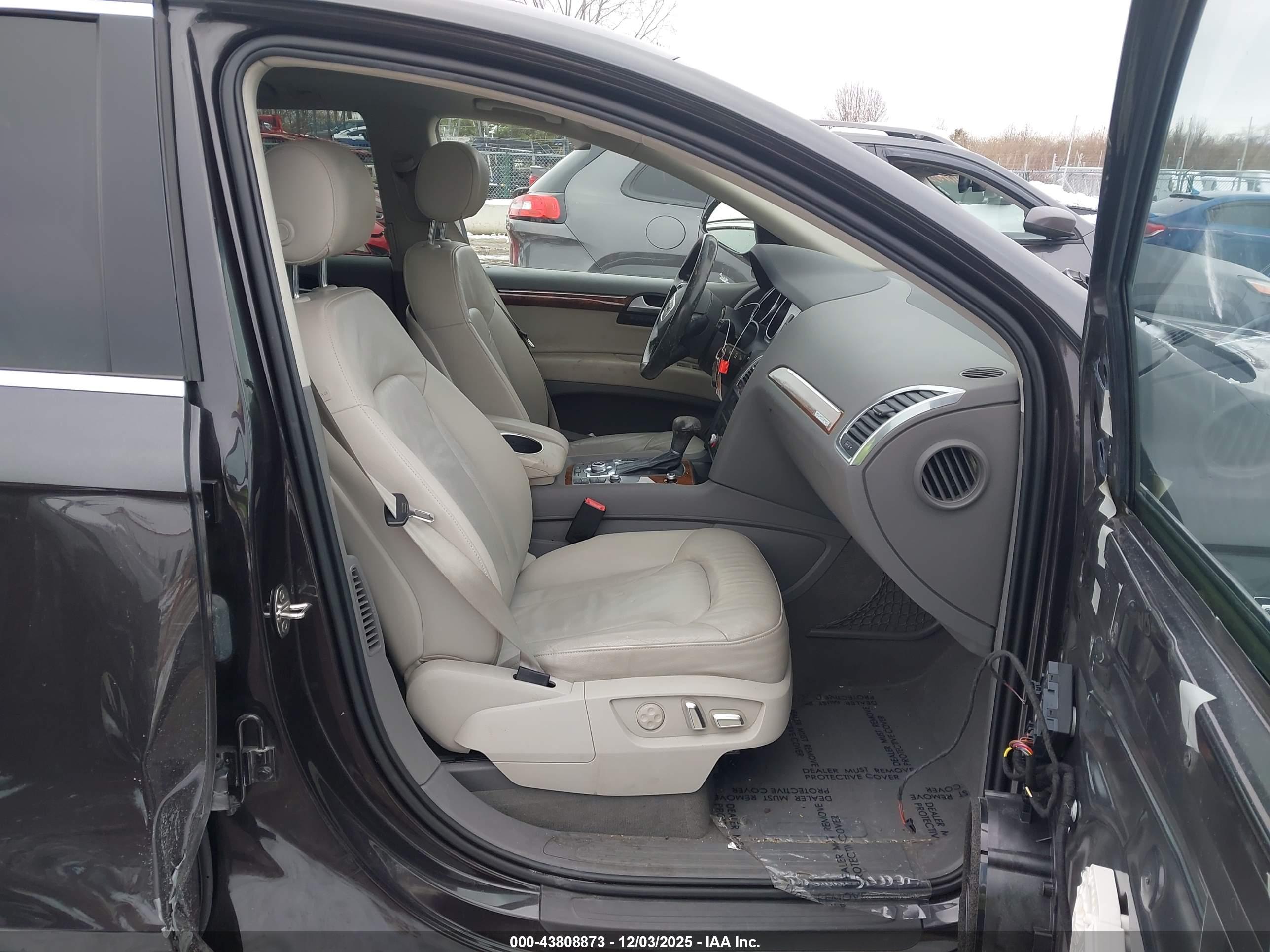 AUDI Q7 image 5