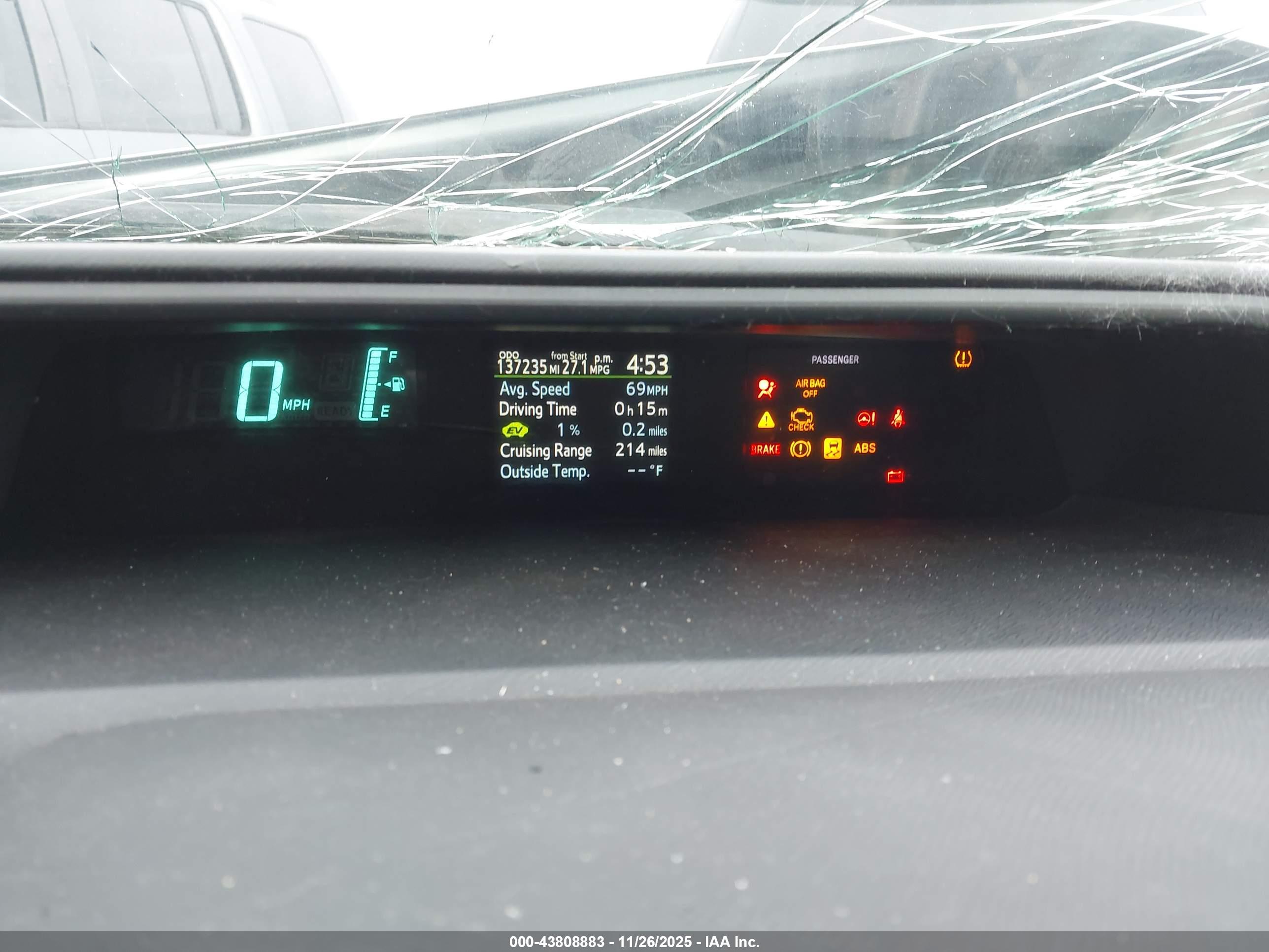 TOYOTA PRIUS image 7