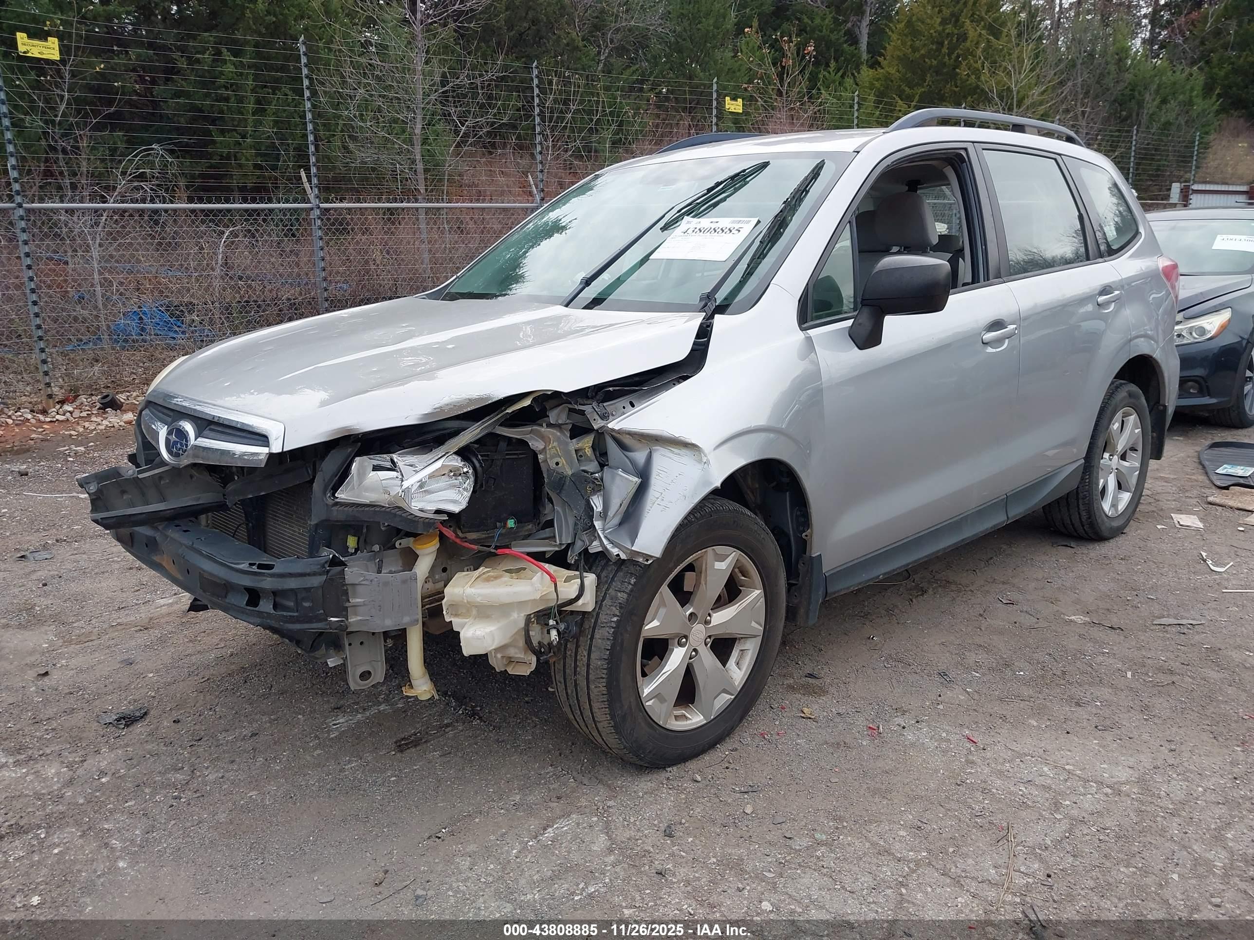 SUBARU FORESTER image 2