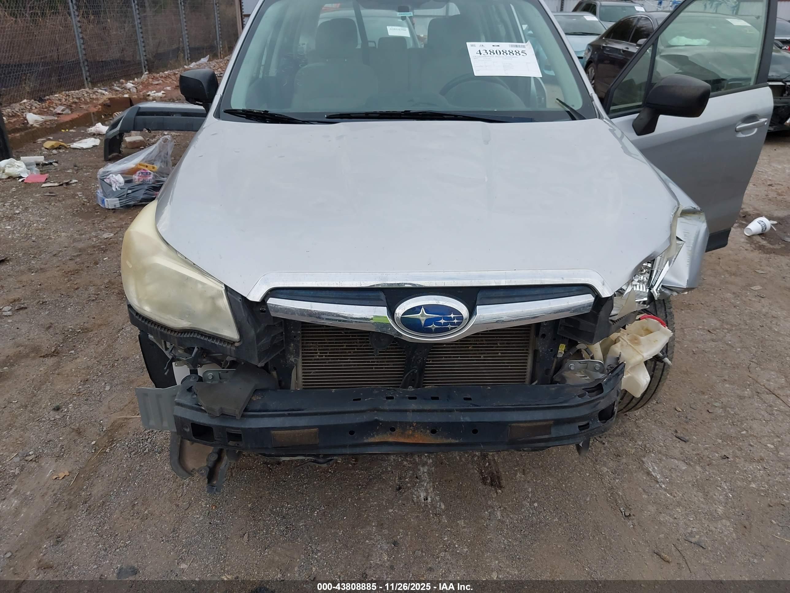 SUBARU FORESTER image 6