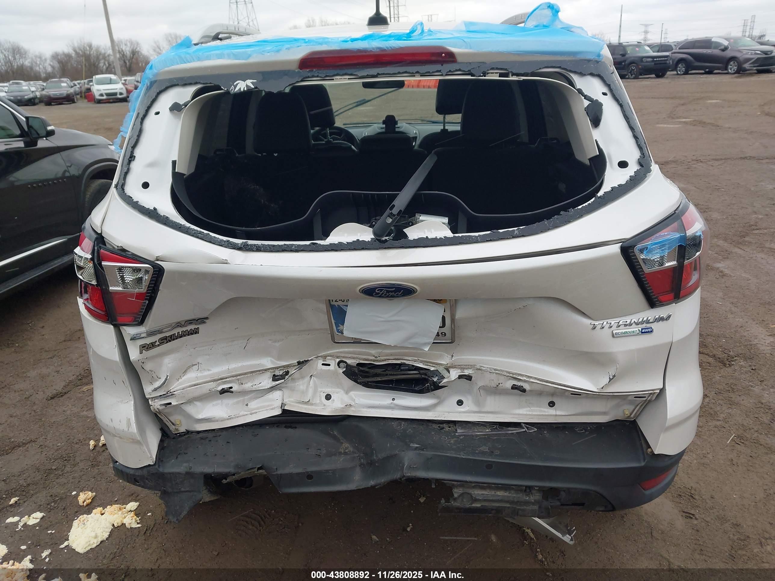 FORD ESCAPE image 6
