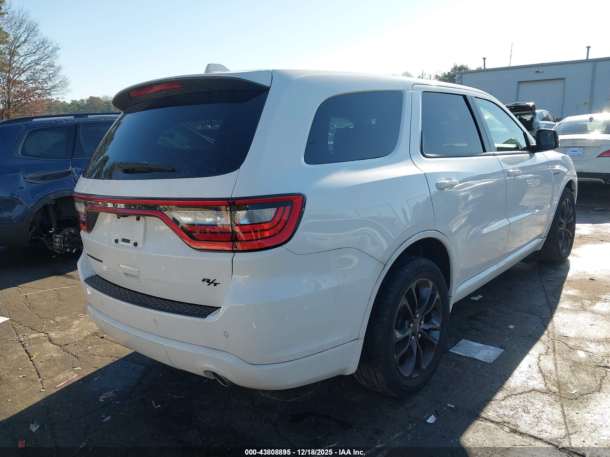 DODGE DURANGO image 4