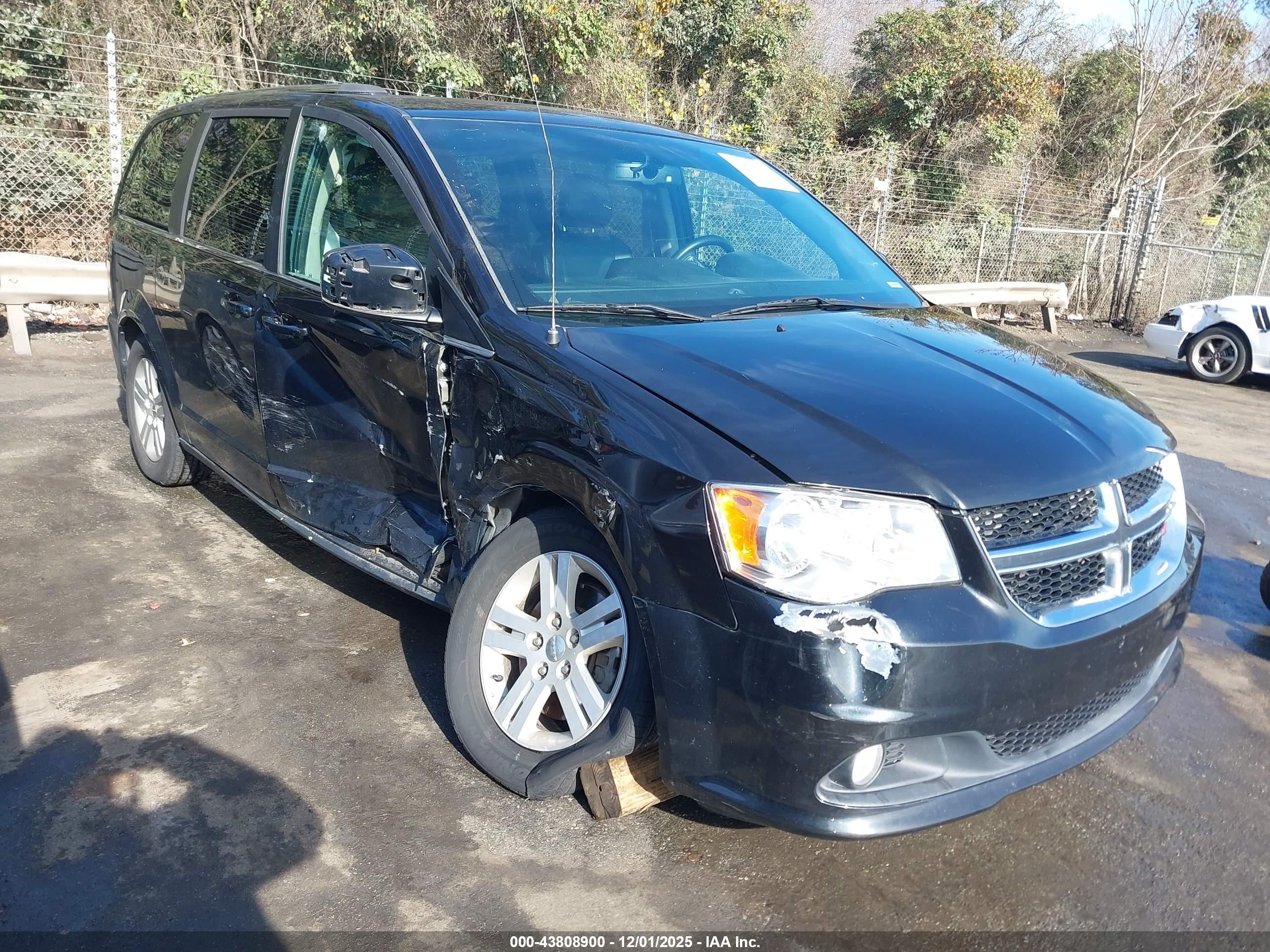 DODGE GRAND image 6