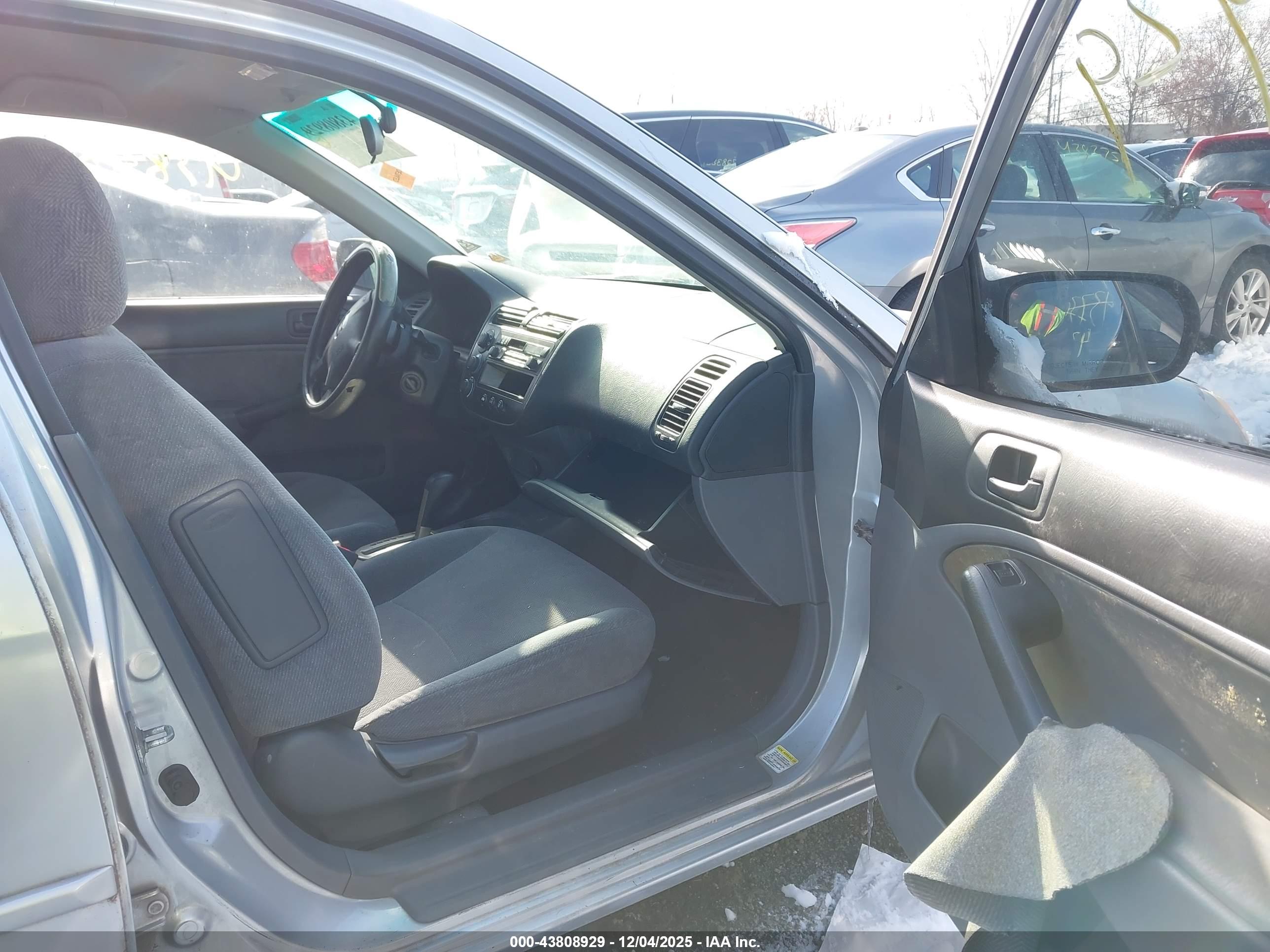 HONDA CIVIC image 5