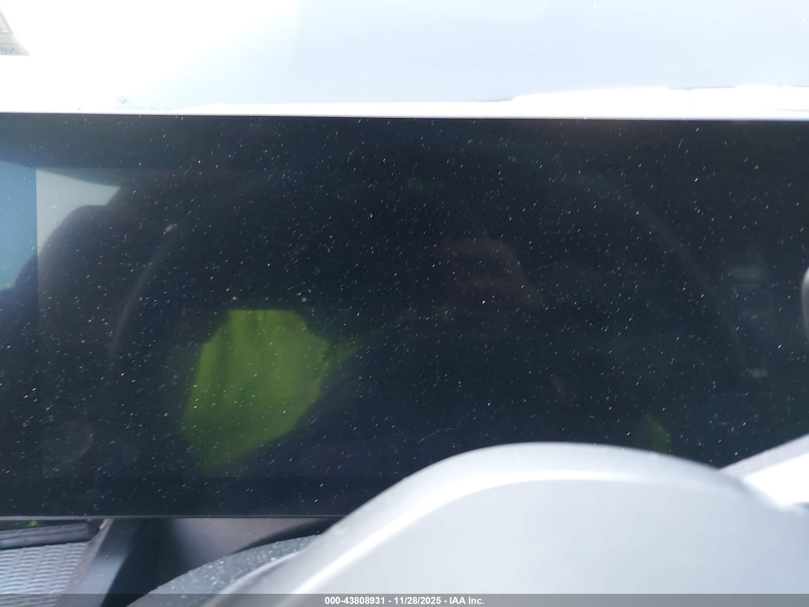 BMW 530I image 7