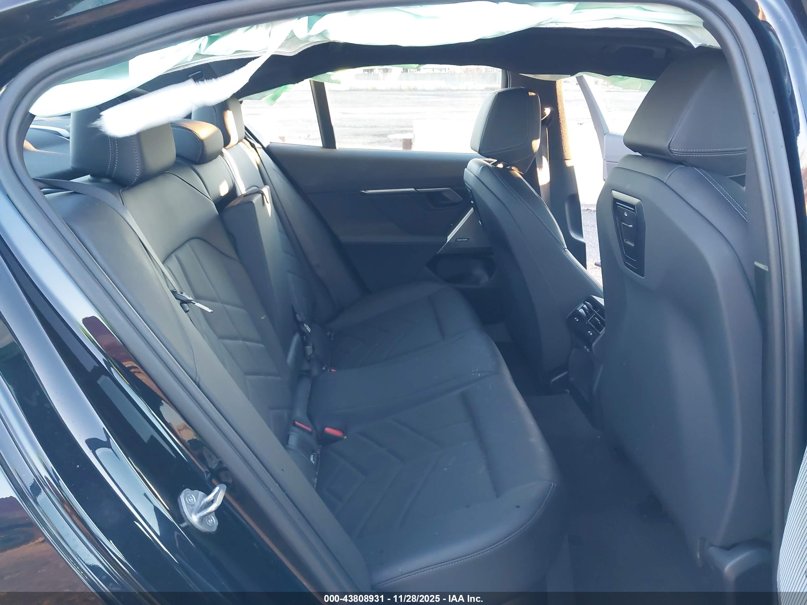 BMW 530I image 8