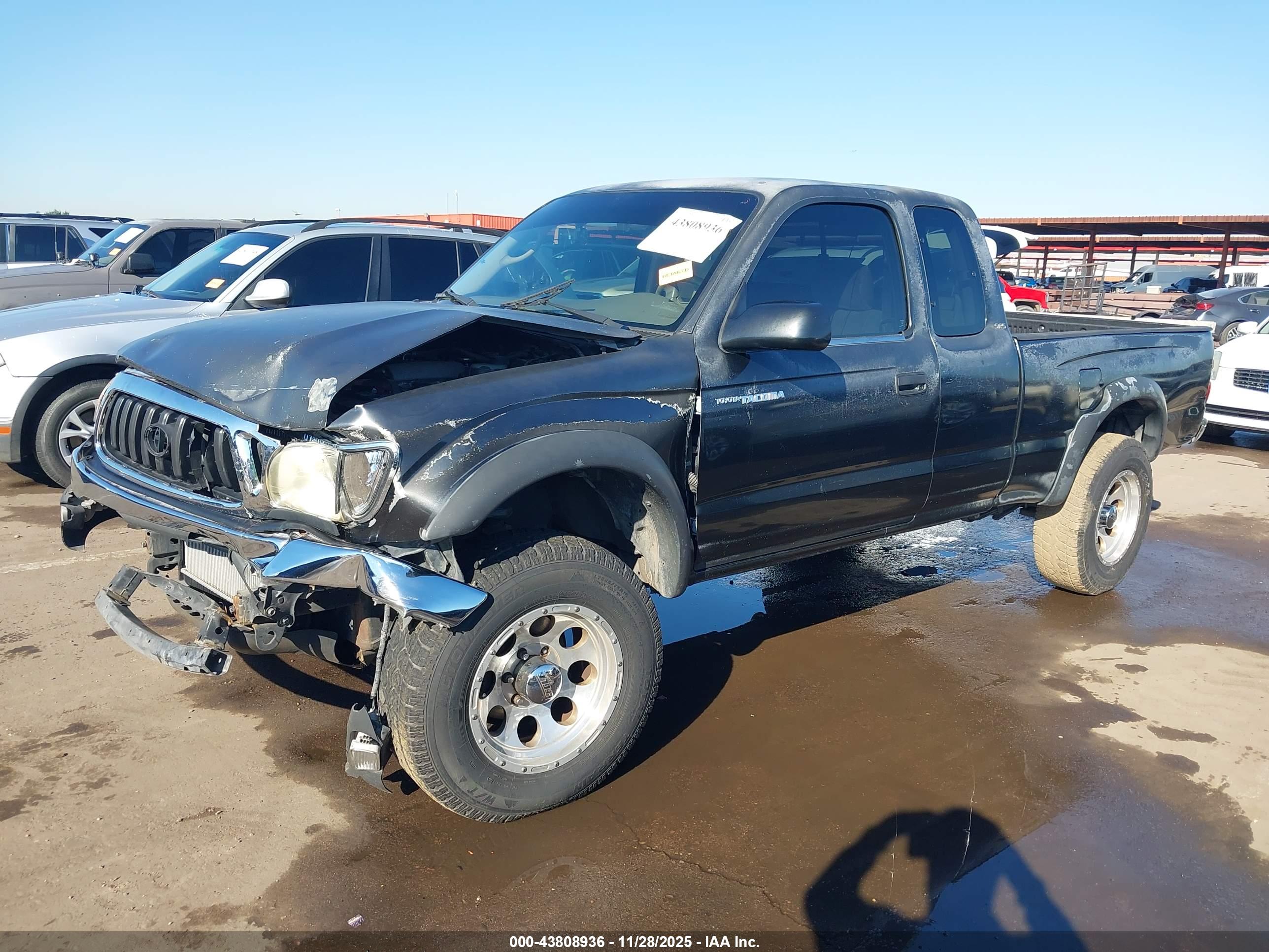 TOYOTA TACOMA image 2