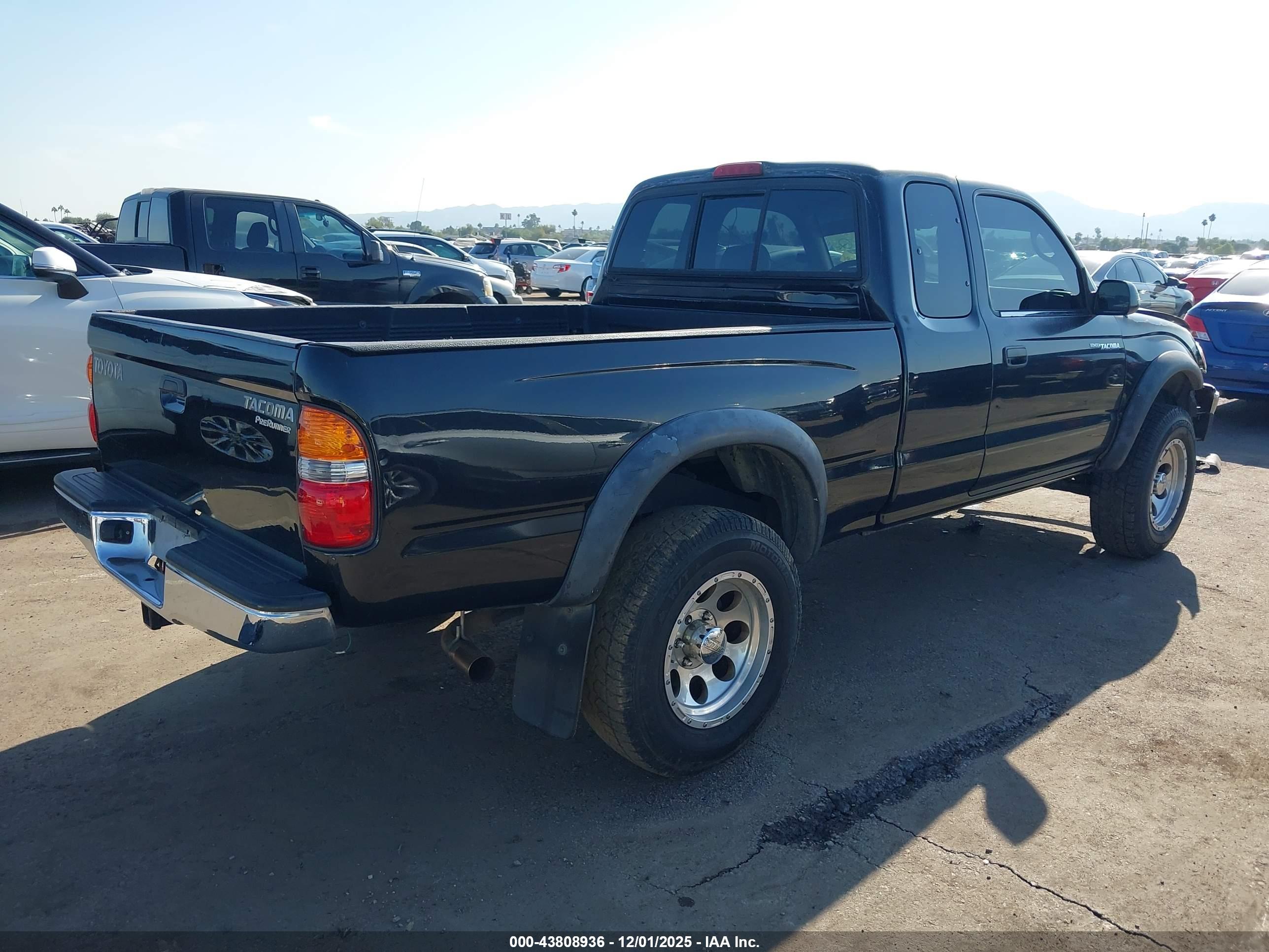 TOYOTA TACOMA image 4