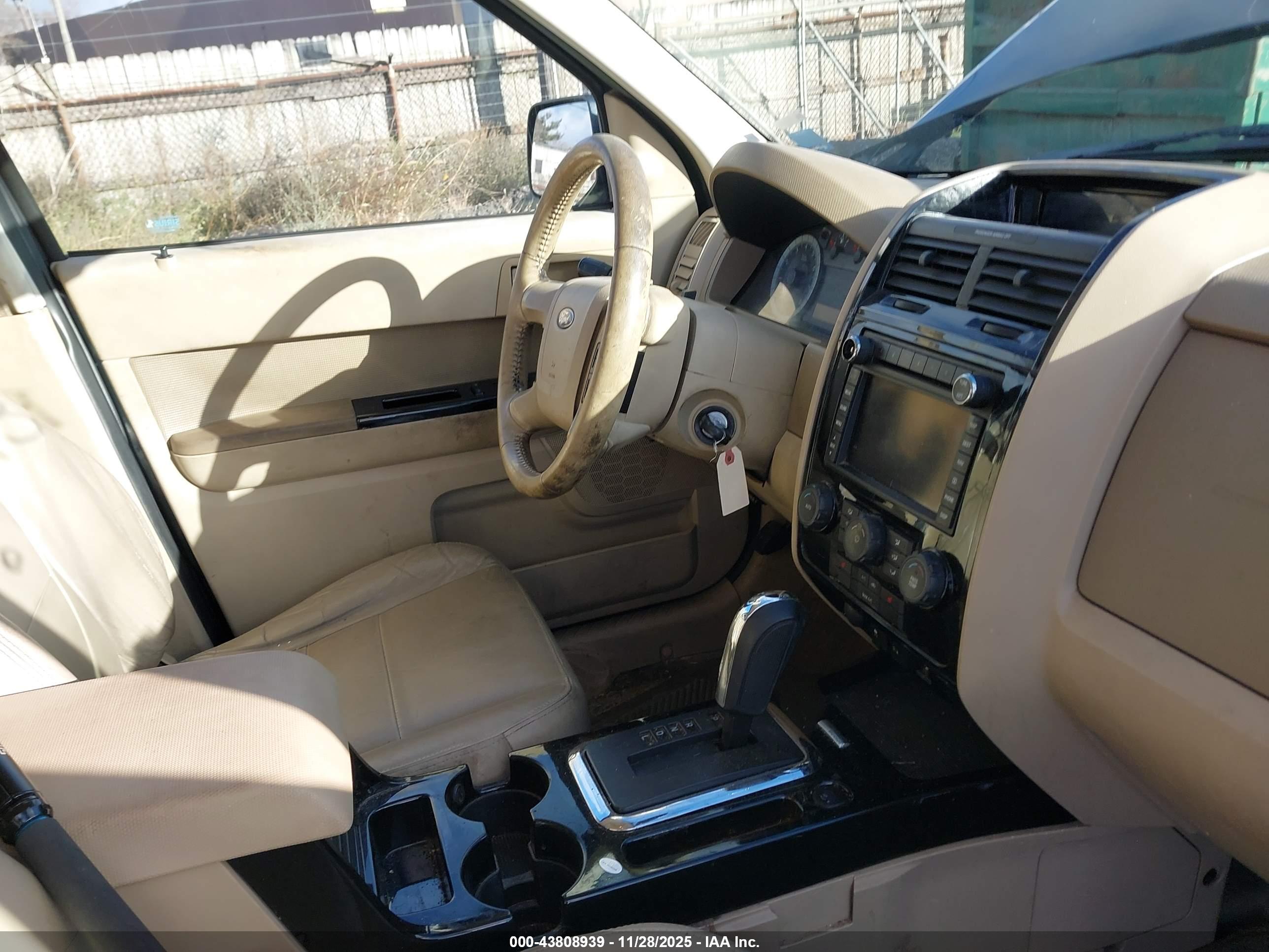 FORD ESCAPE image 5