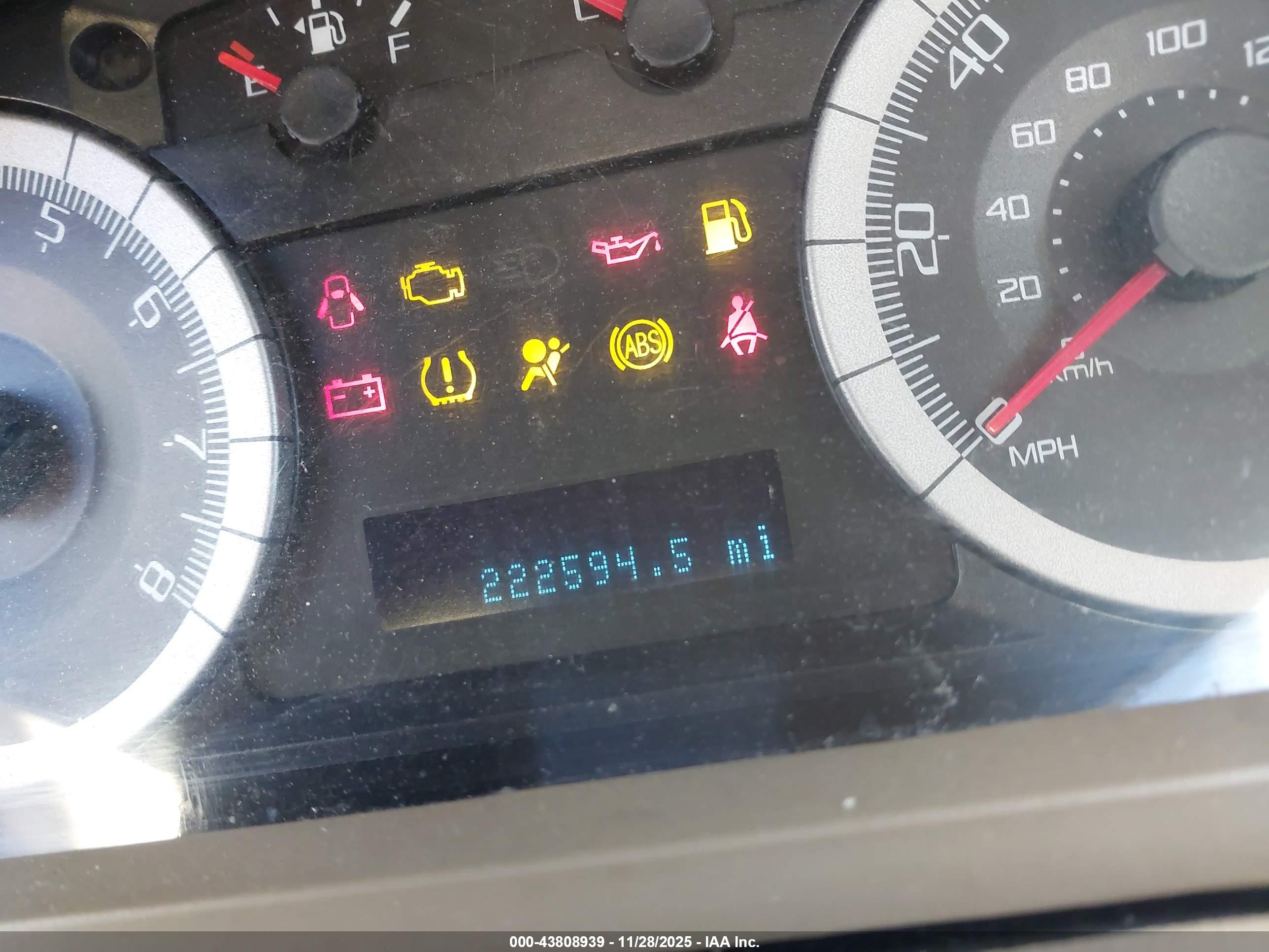 FORD ESCAPE image 7