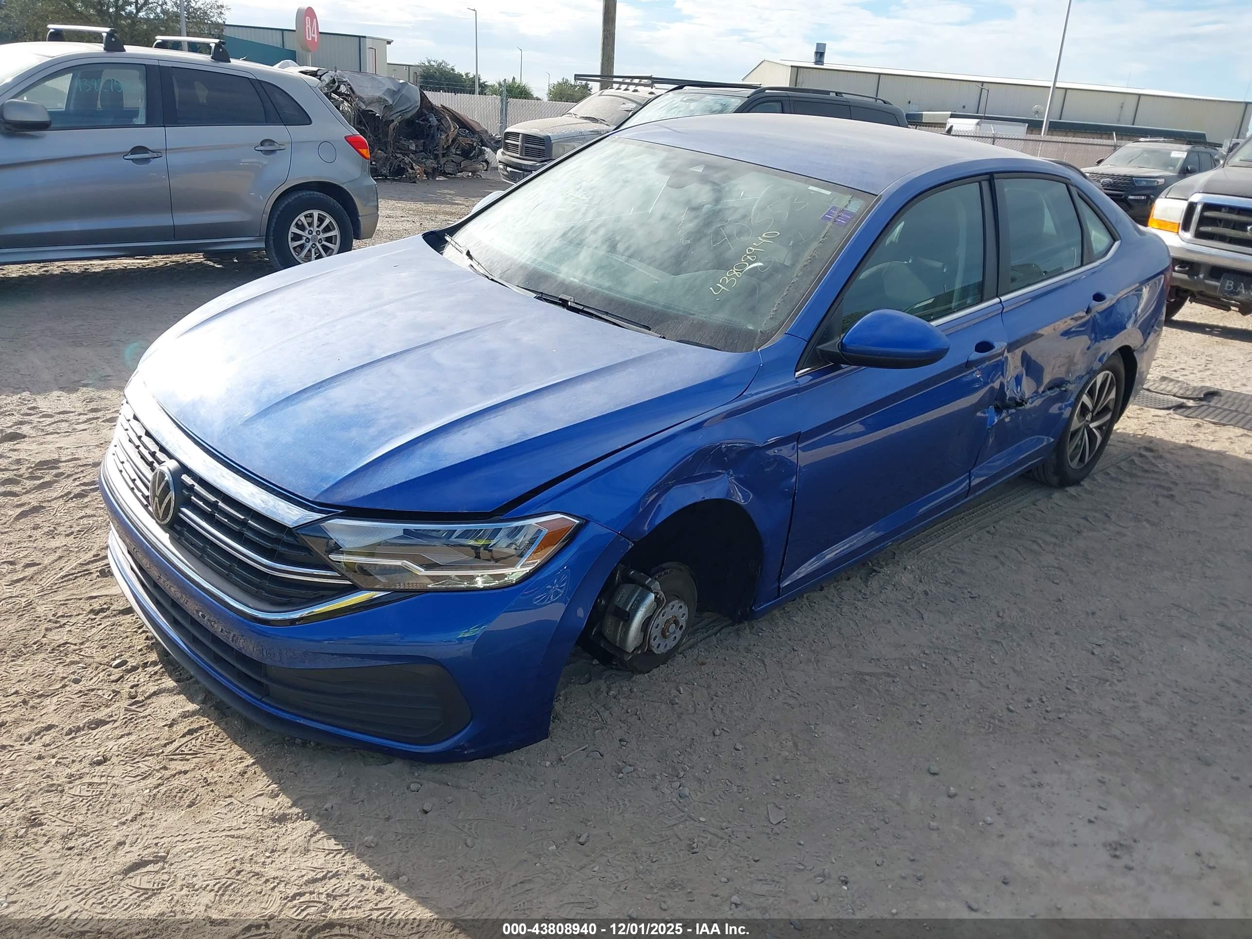 VOLKSWAGEN JETTA image 2