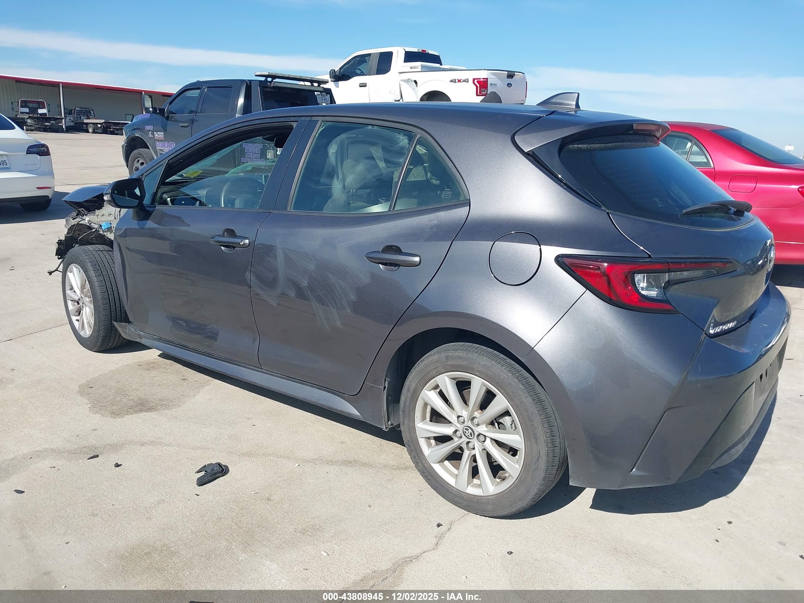 TOYOTA COROLLA image 3