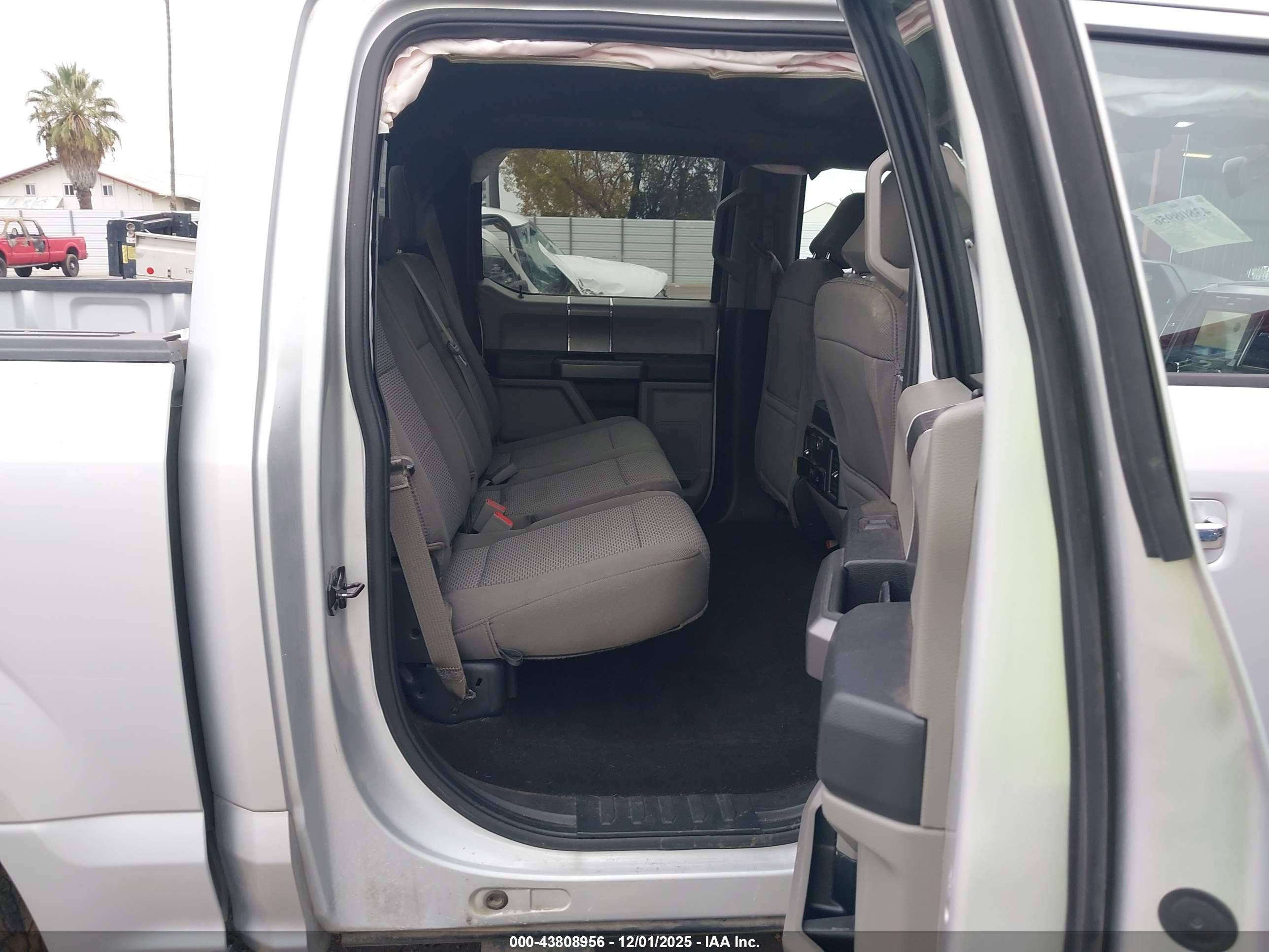 FORD F-150 image 8