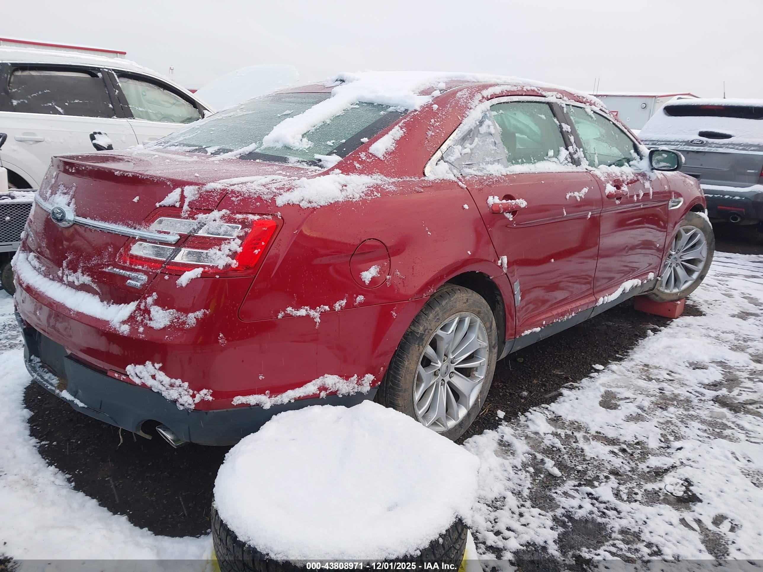 FORD TAURUS image 4