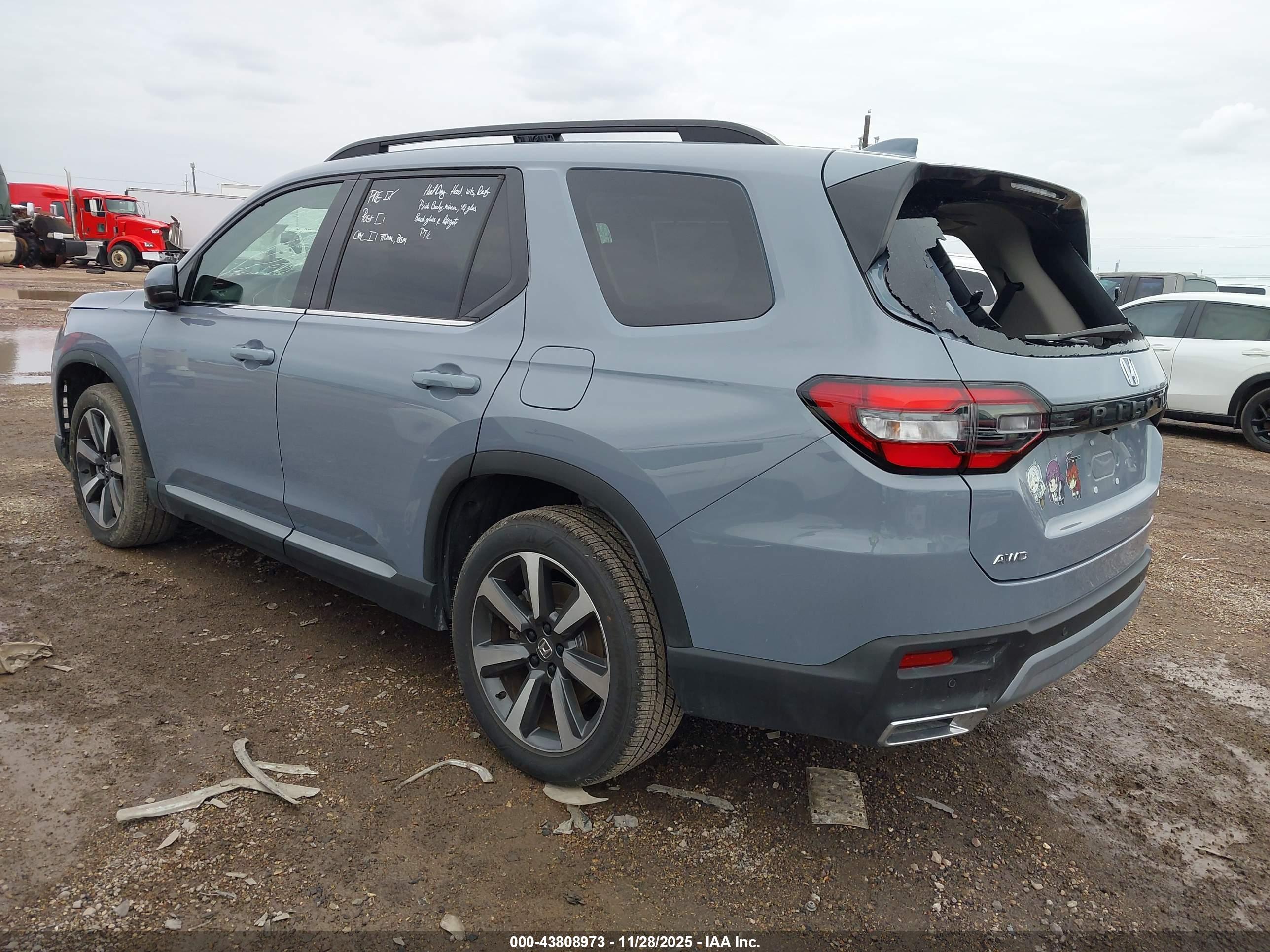 HONDA PILOT image 3