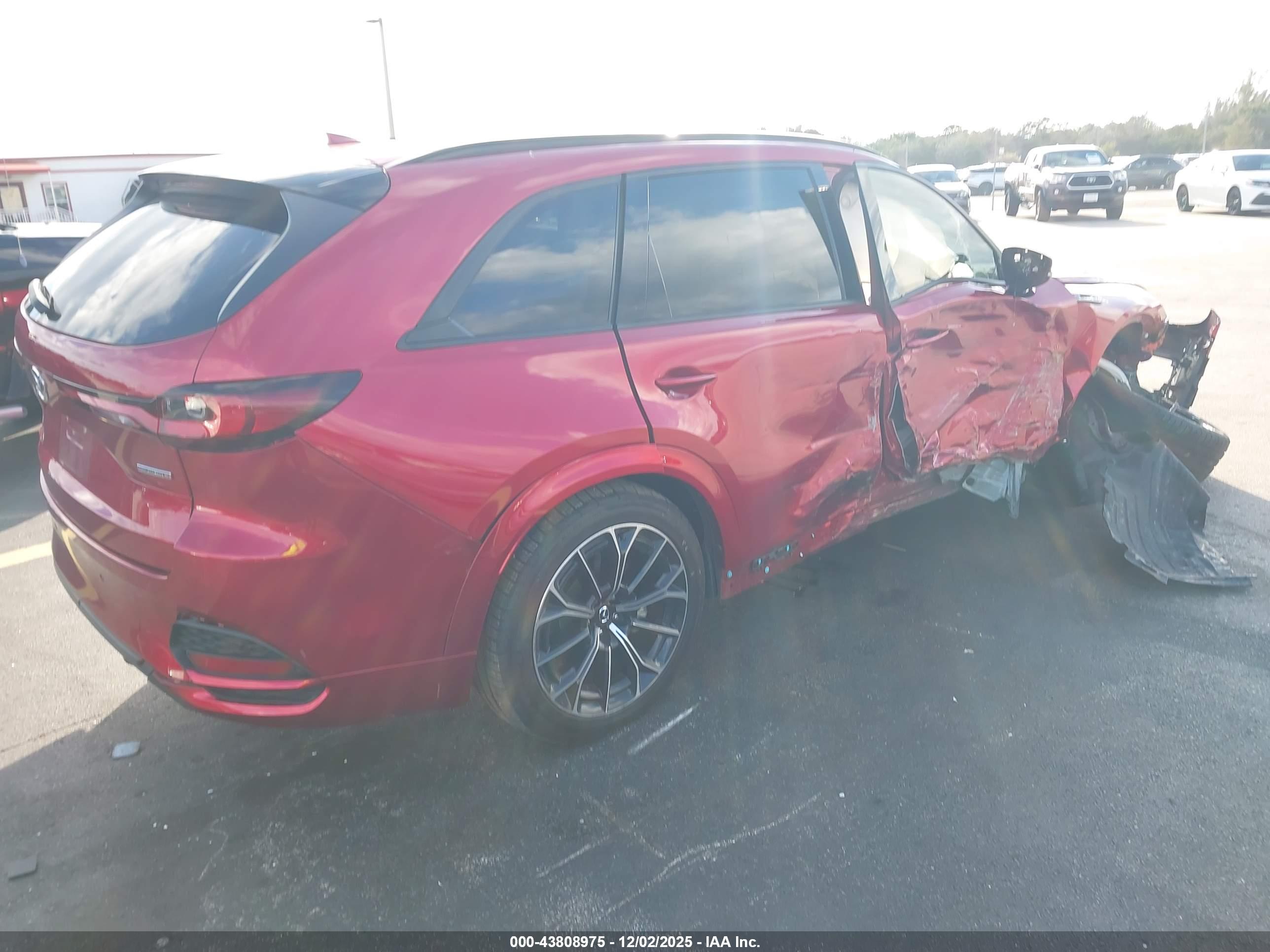MAZDA CX-70 image 4